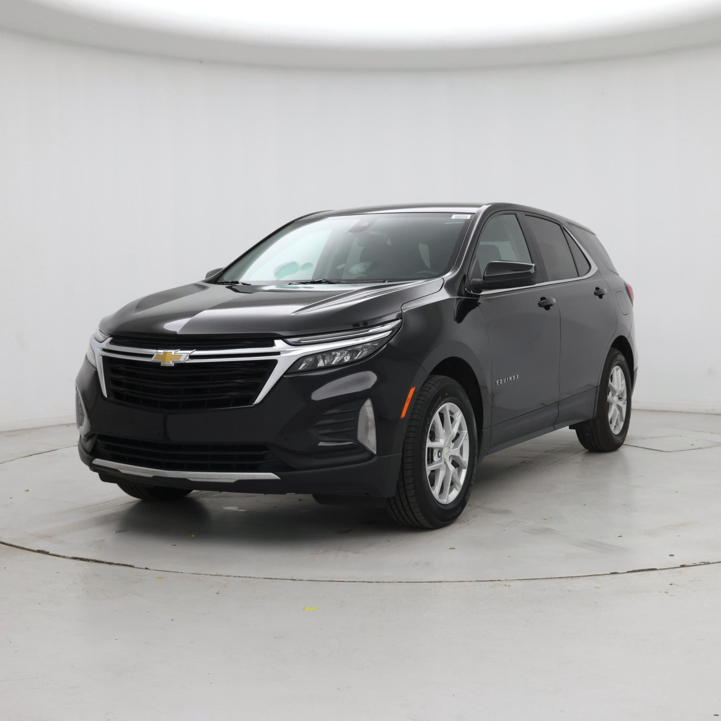 Thumbnail: 2023 Chevrolet Equinox - 4