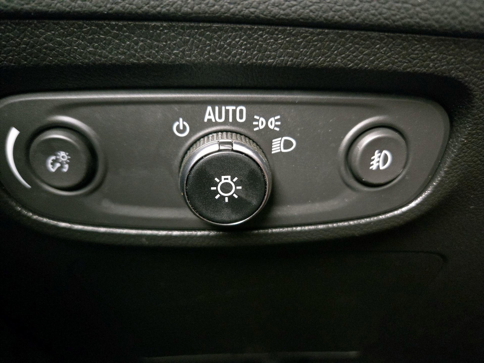 2022 Buick Encore GX Preferred - Photo 14