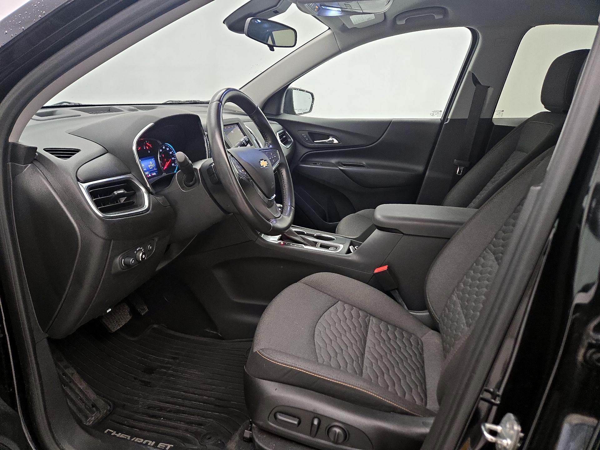 Thumbnail: 2020 Chevrolet Equinox - 11