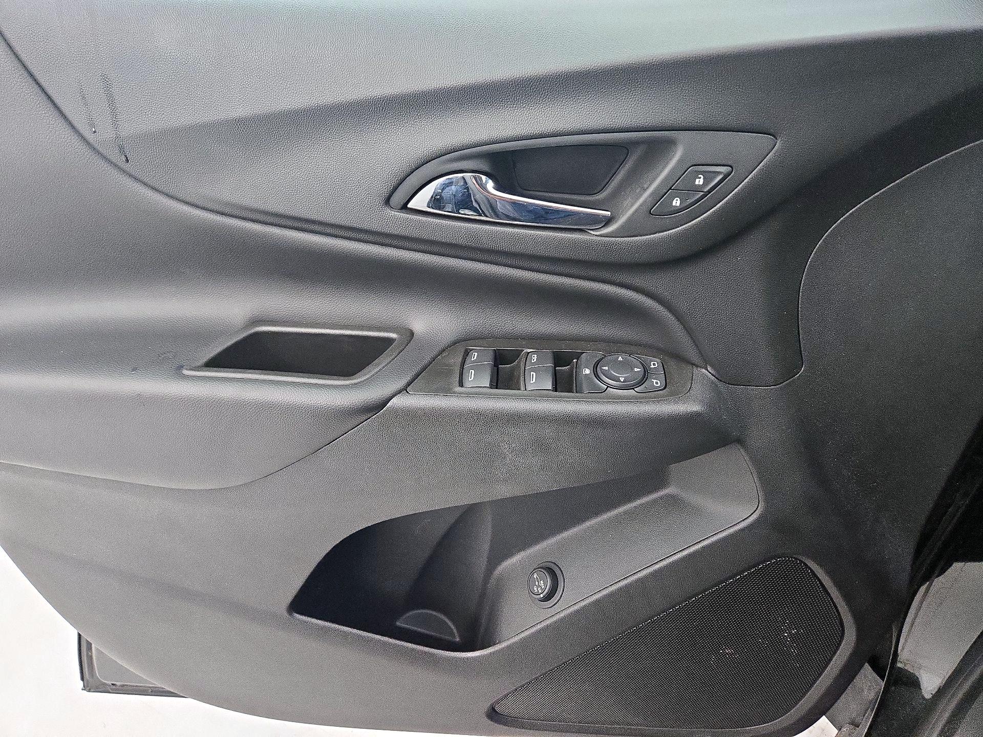 Thumbnail: 2020 Chevrolet Equinox - 12