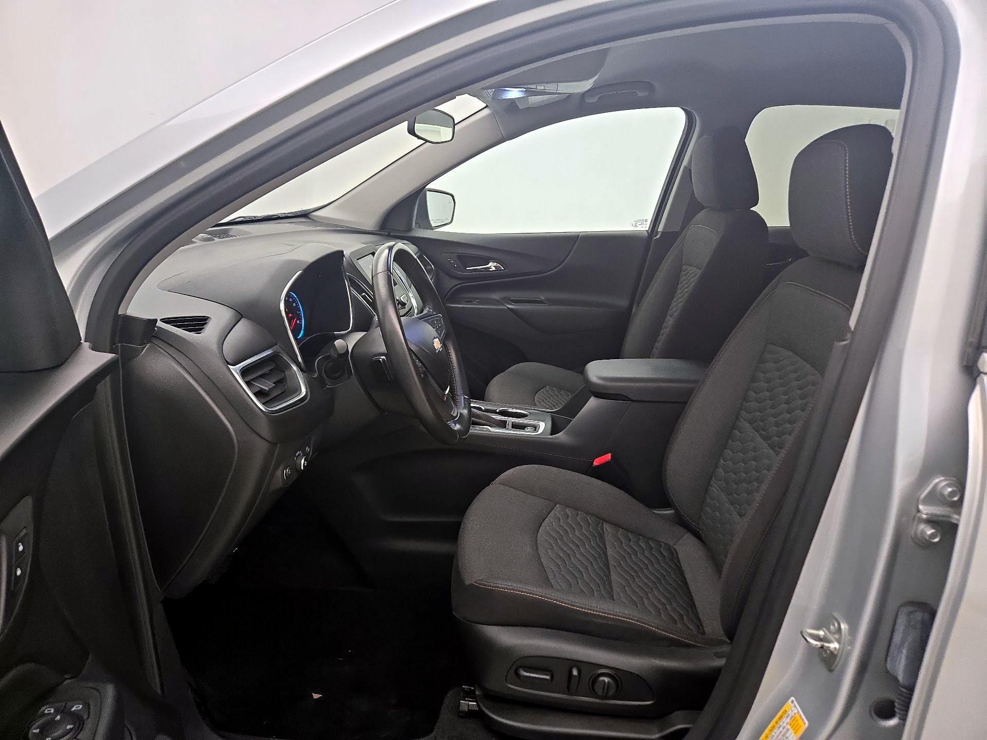 Thumbnail: 2021 Chevrolet Equinox - 11