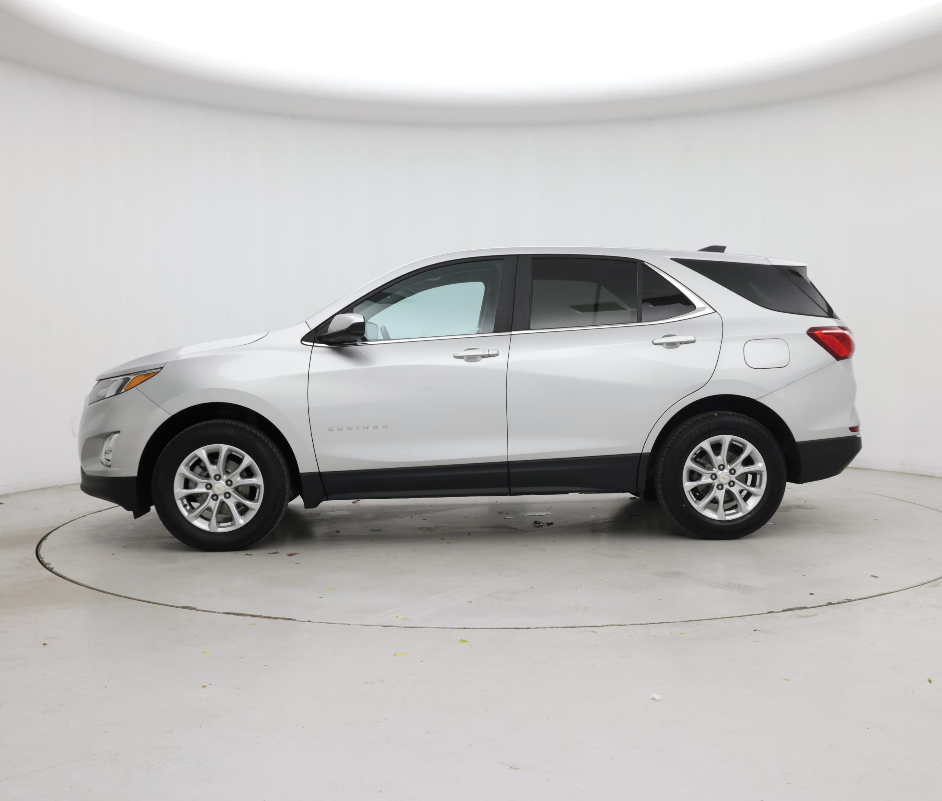 Thumbnail: 2021 Chevrolet Equinox - 3