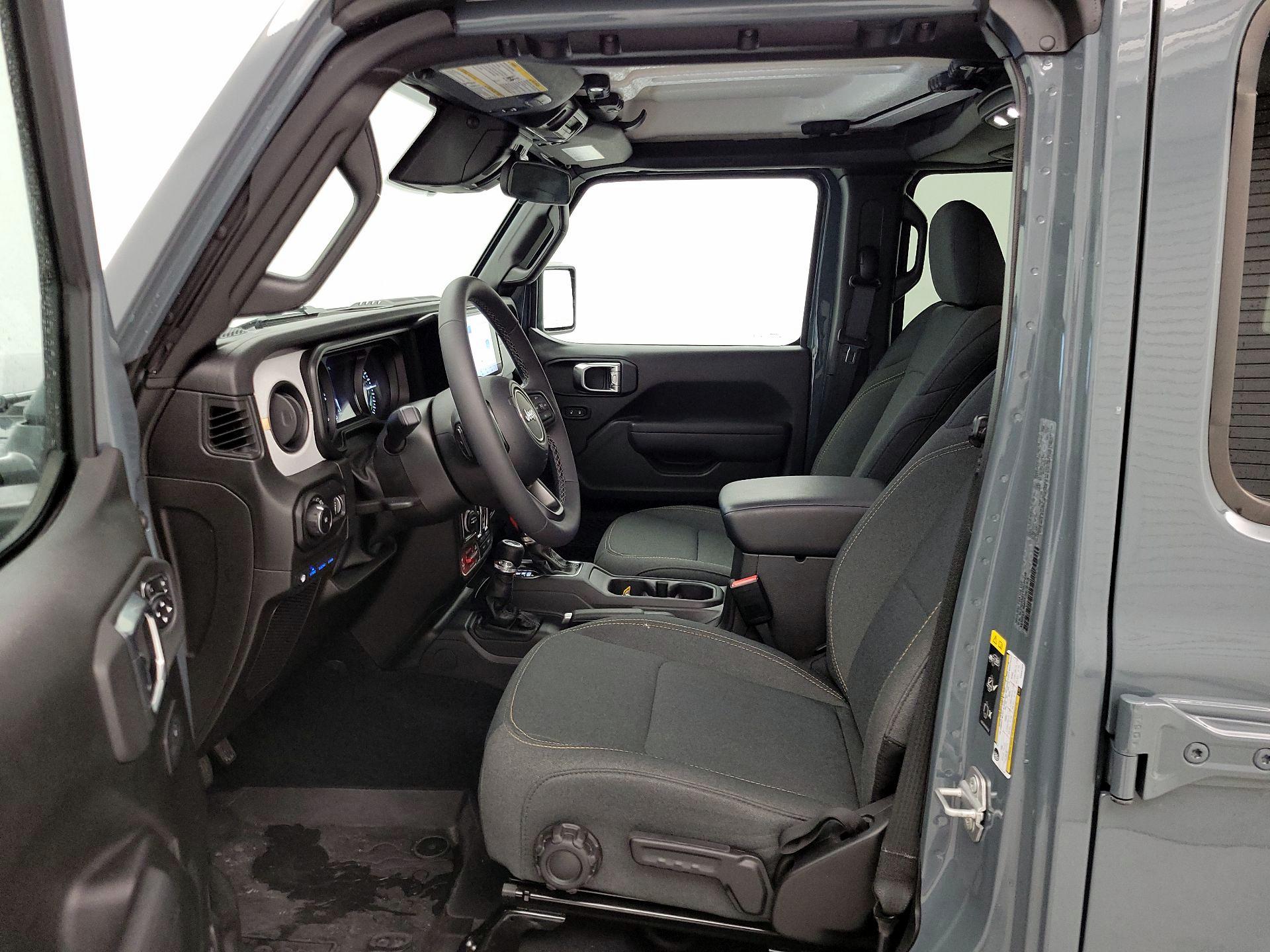 Thumbnail: 2025 Jeep Wrangler - 11