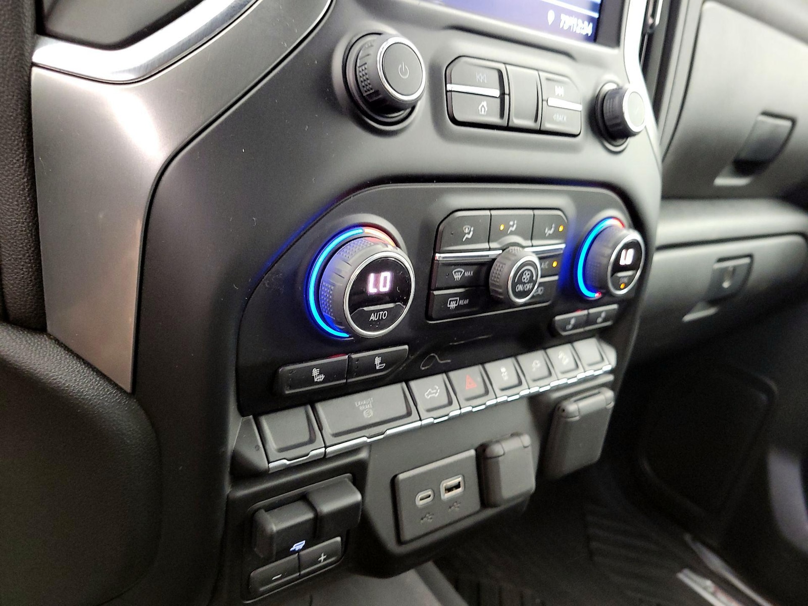 2023 Chevrolet Silverado 2500HD LT - Photo 18