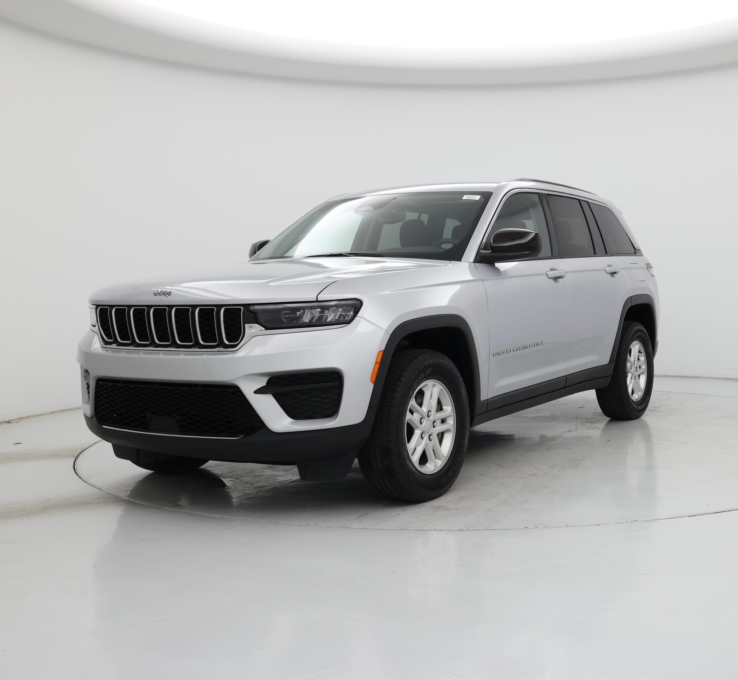 Thumbnail: 2023 Jeep Grand Cherokee - 4