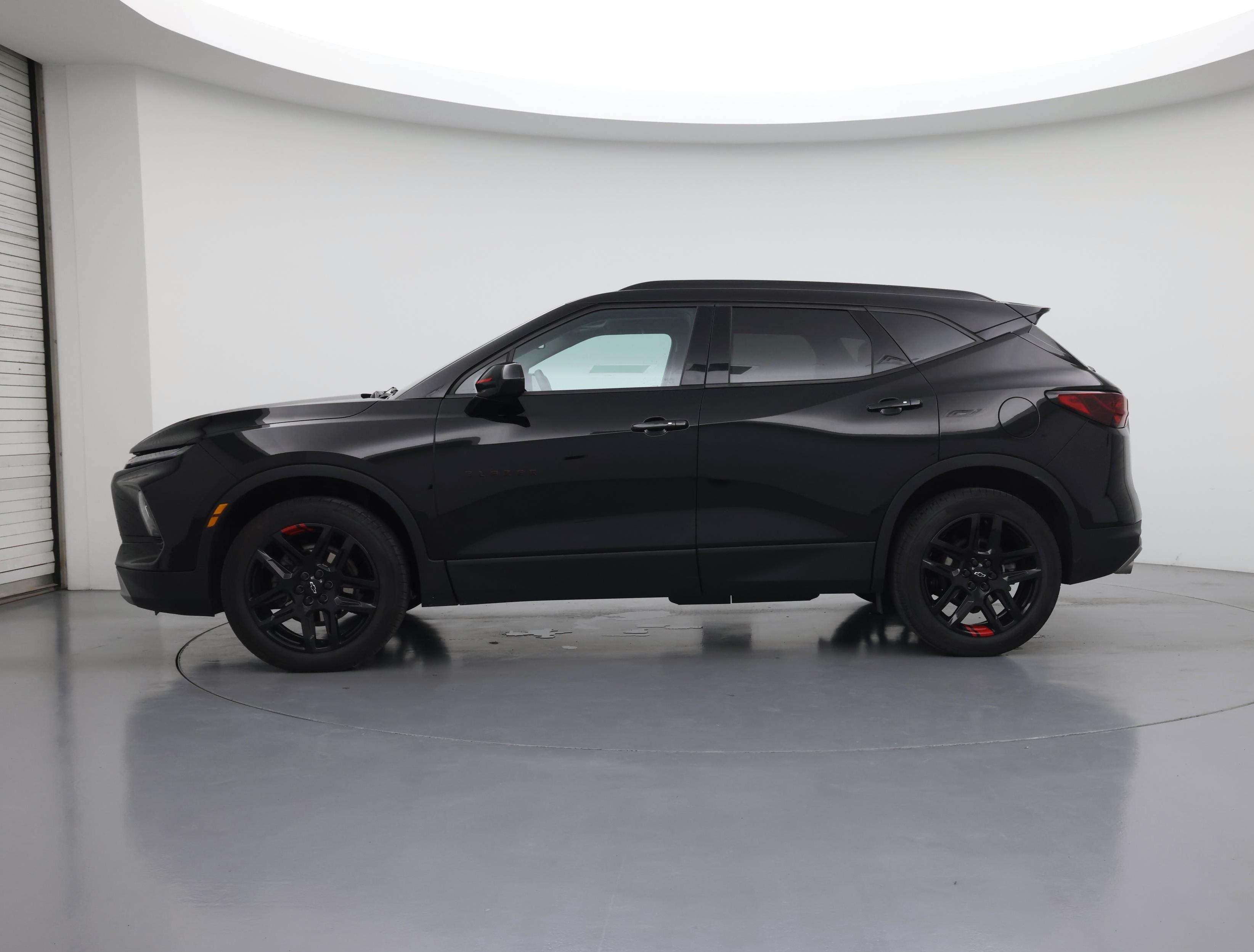 Thumbnail: 2023 Chevrolet Blazer - 3