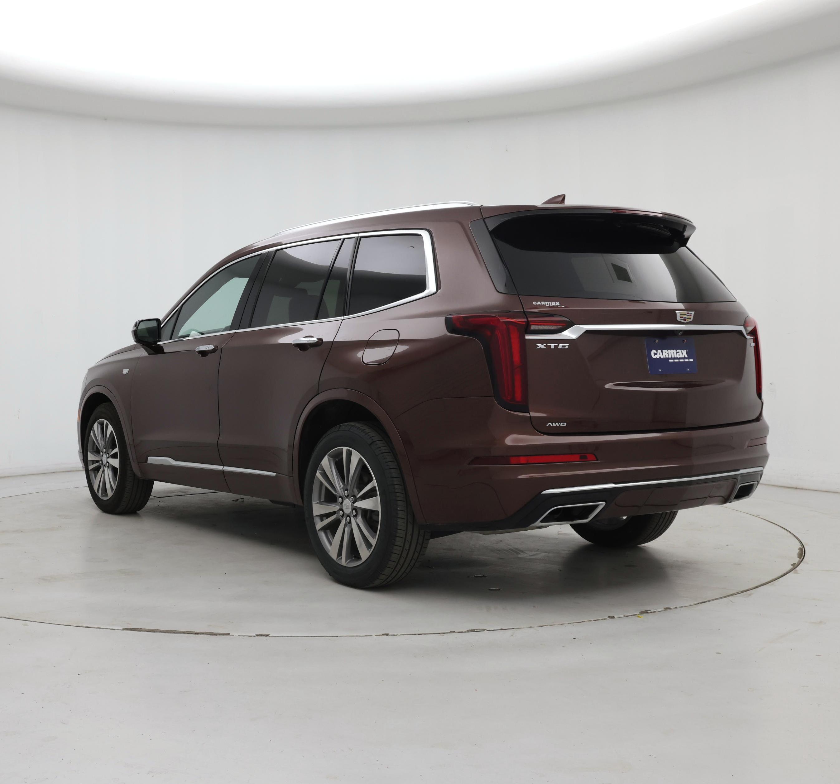 Thumbnail: 2022 Cadillac XT6 - 2