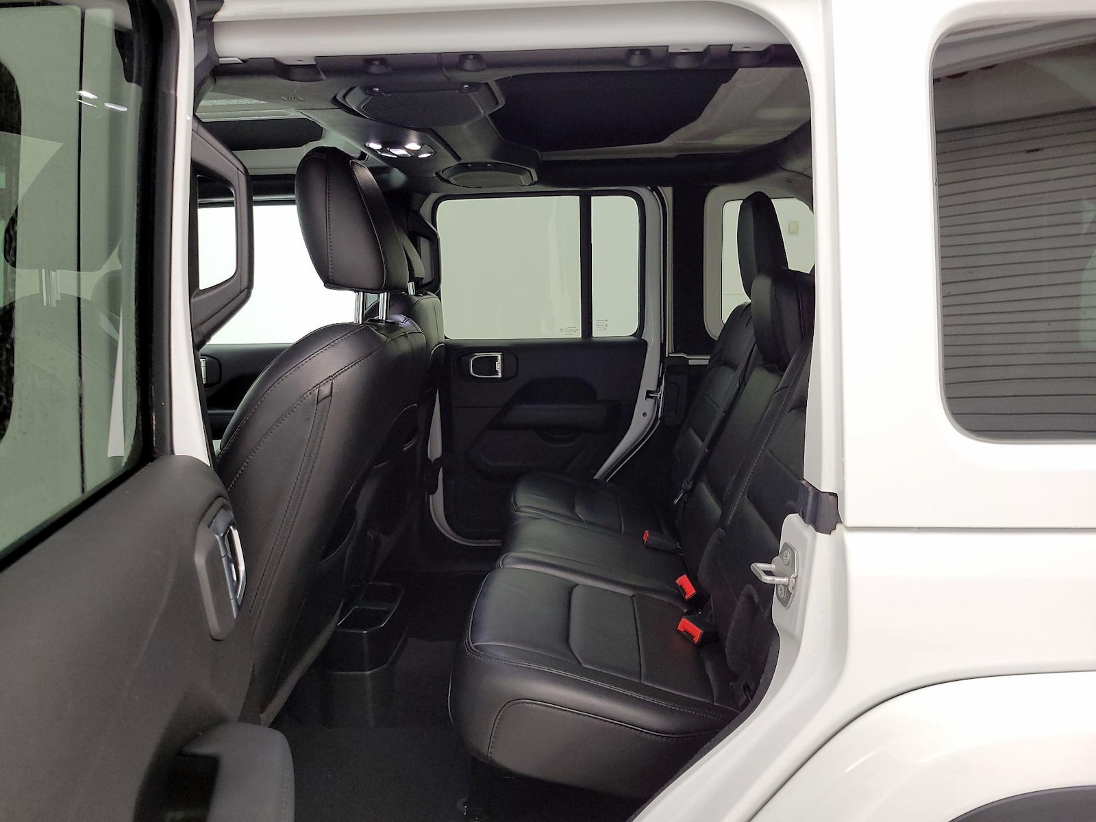 2022 Jeep Wrangler Unlimited Sahara Altitude - Photo 21