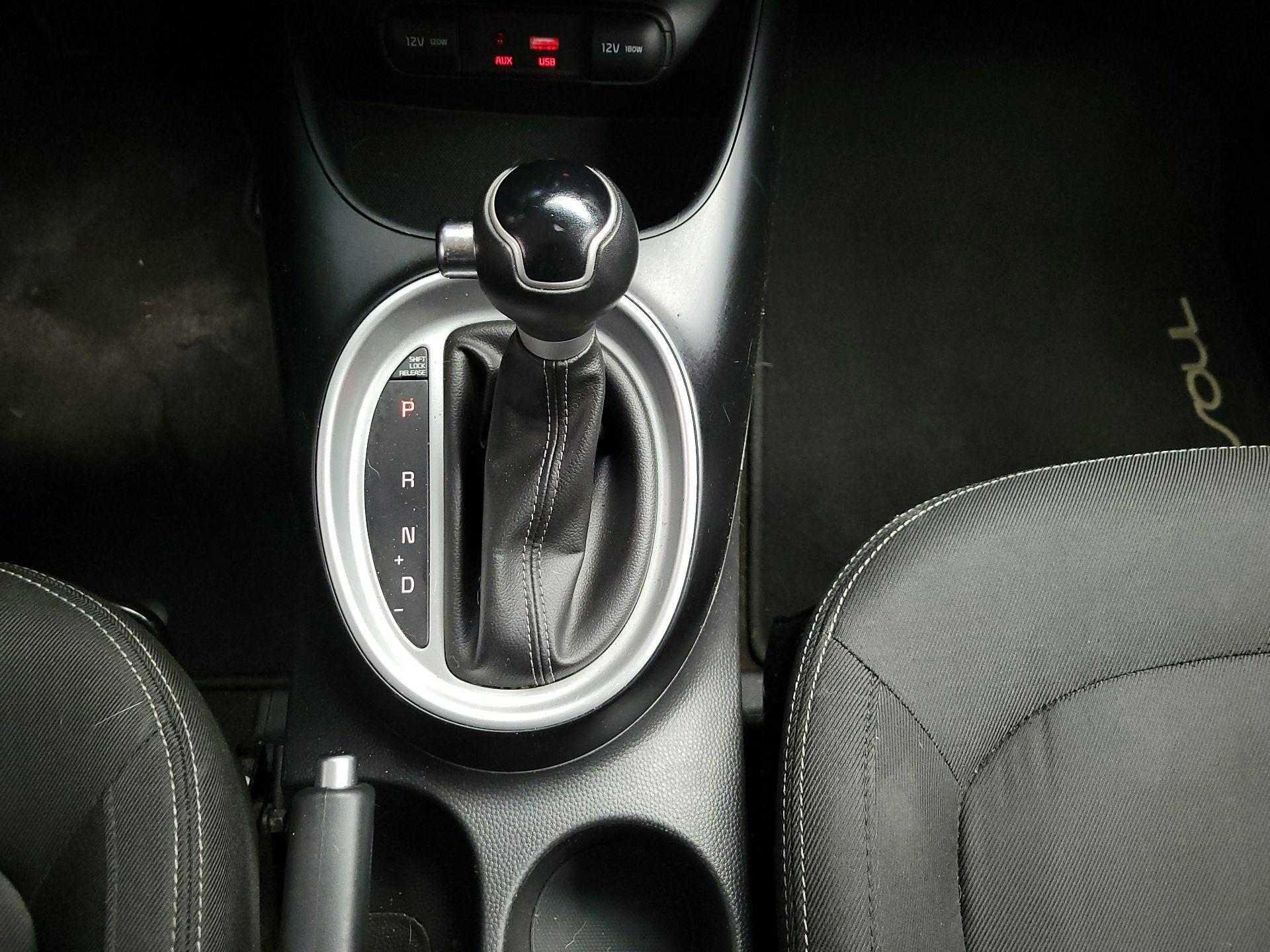 Thumbnail: 2019 Kia Soul - 16