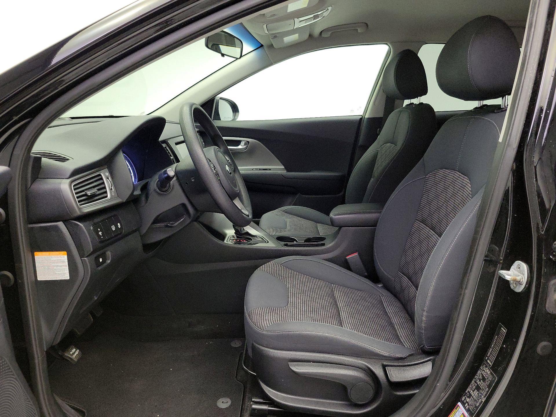 Thumbnail: 2019 Kia Niro - 11