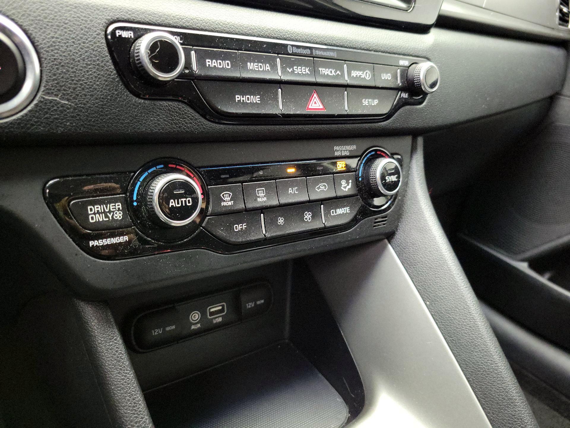 Thumbnail: 2019 Kia Niro - 15