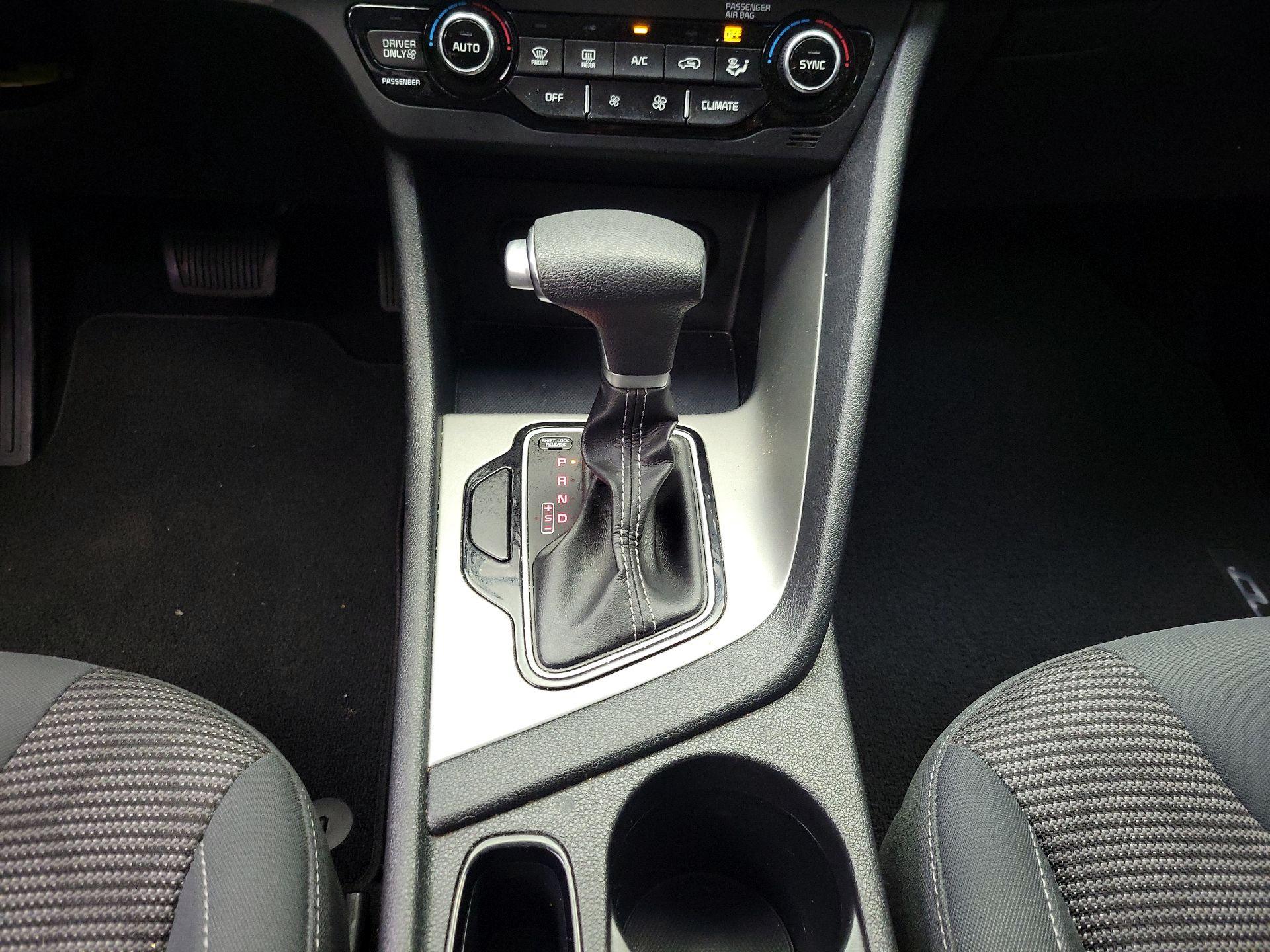 Thumbnail: 2019 Kia Niro - 16