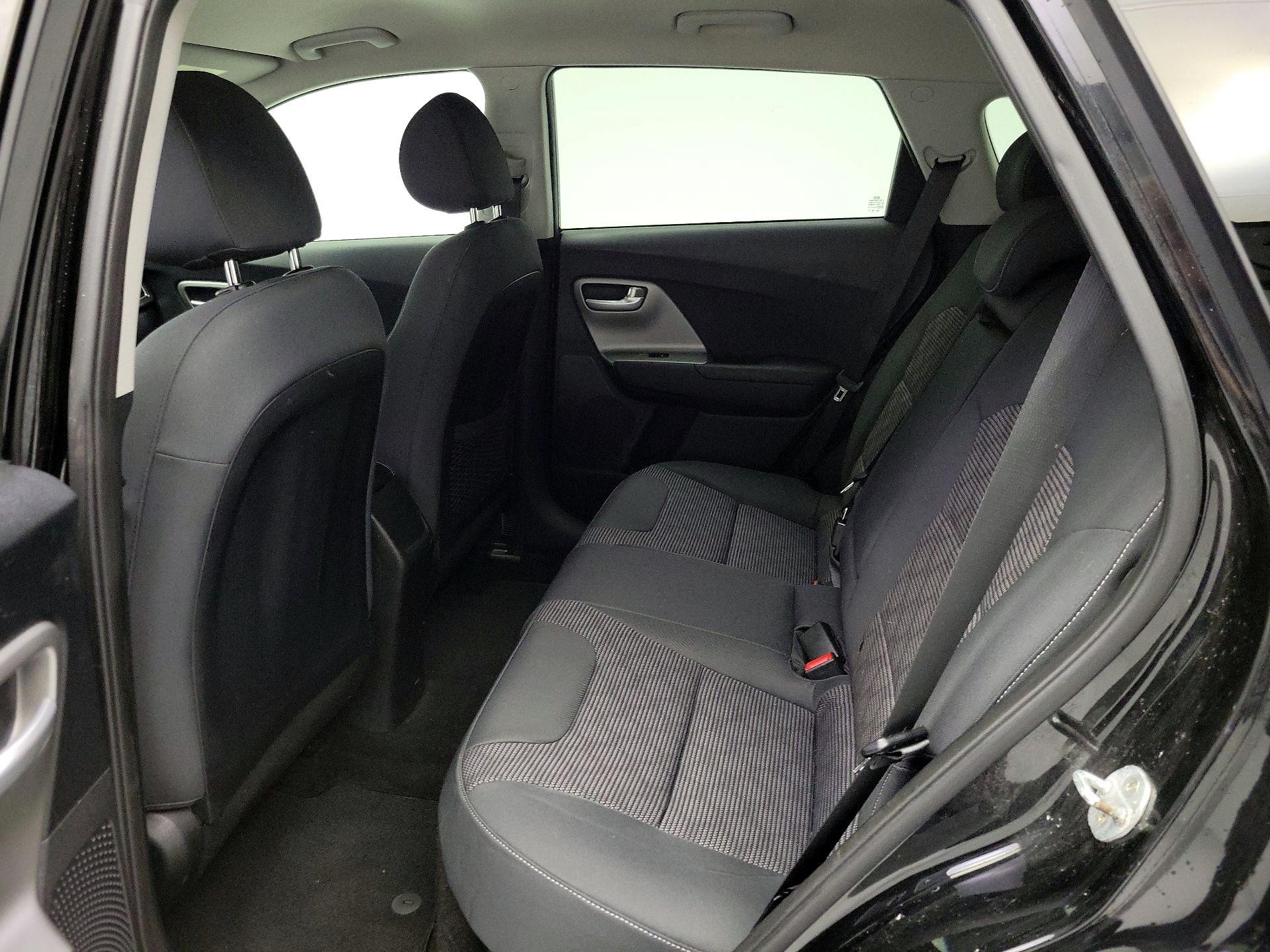 Thumbnail: 2019 Kia Niro - 18