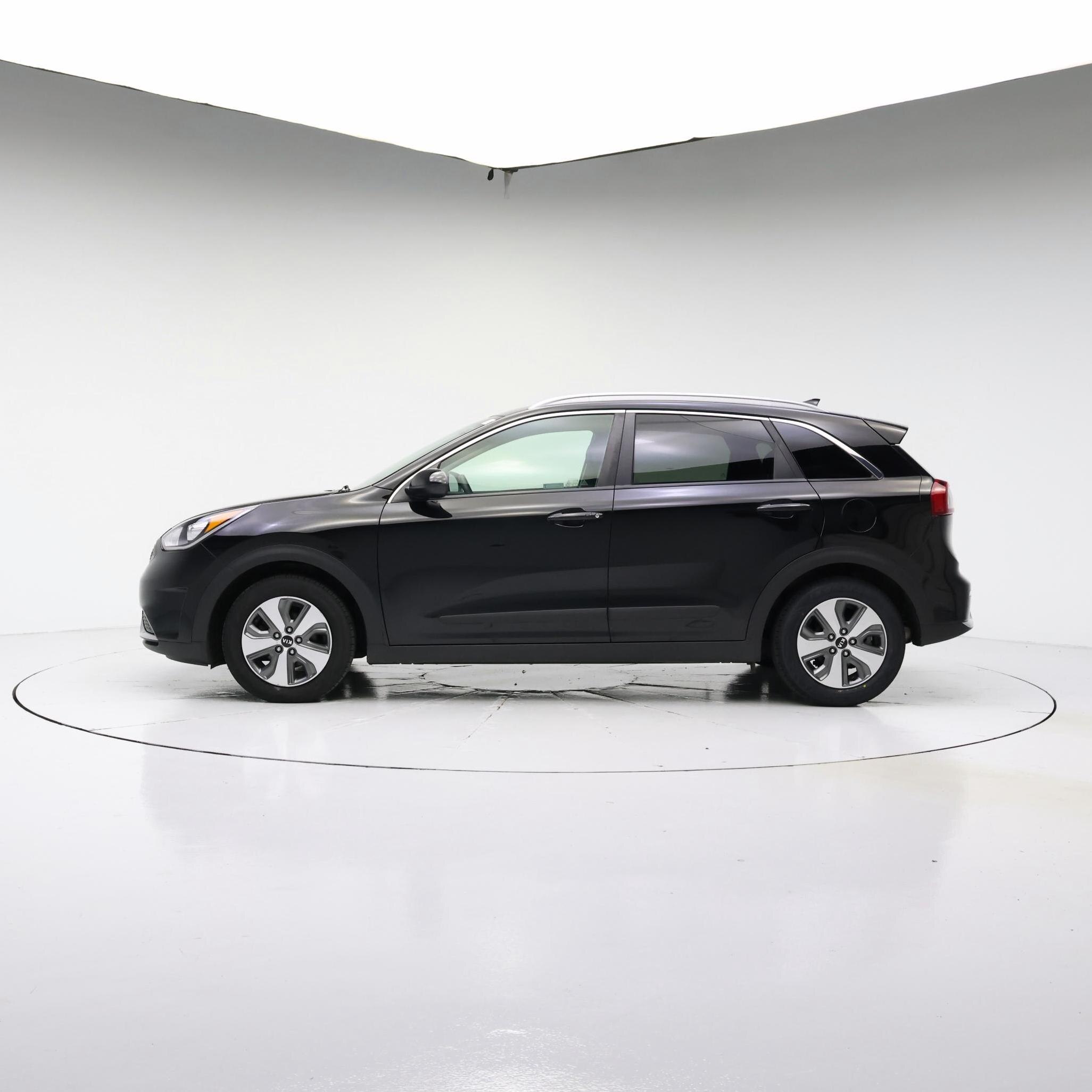 Thumbnail: 2019 Kia Niro - 3
