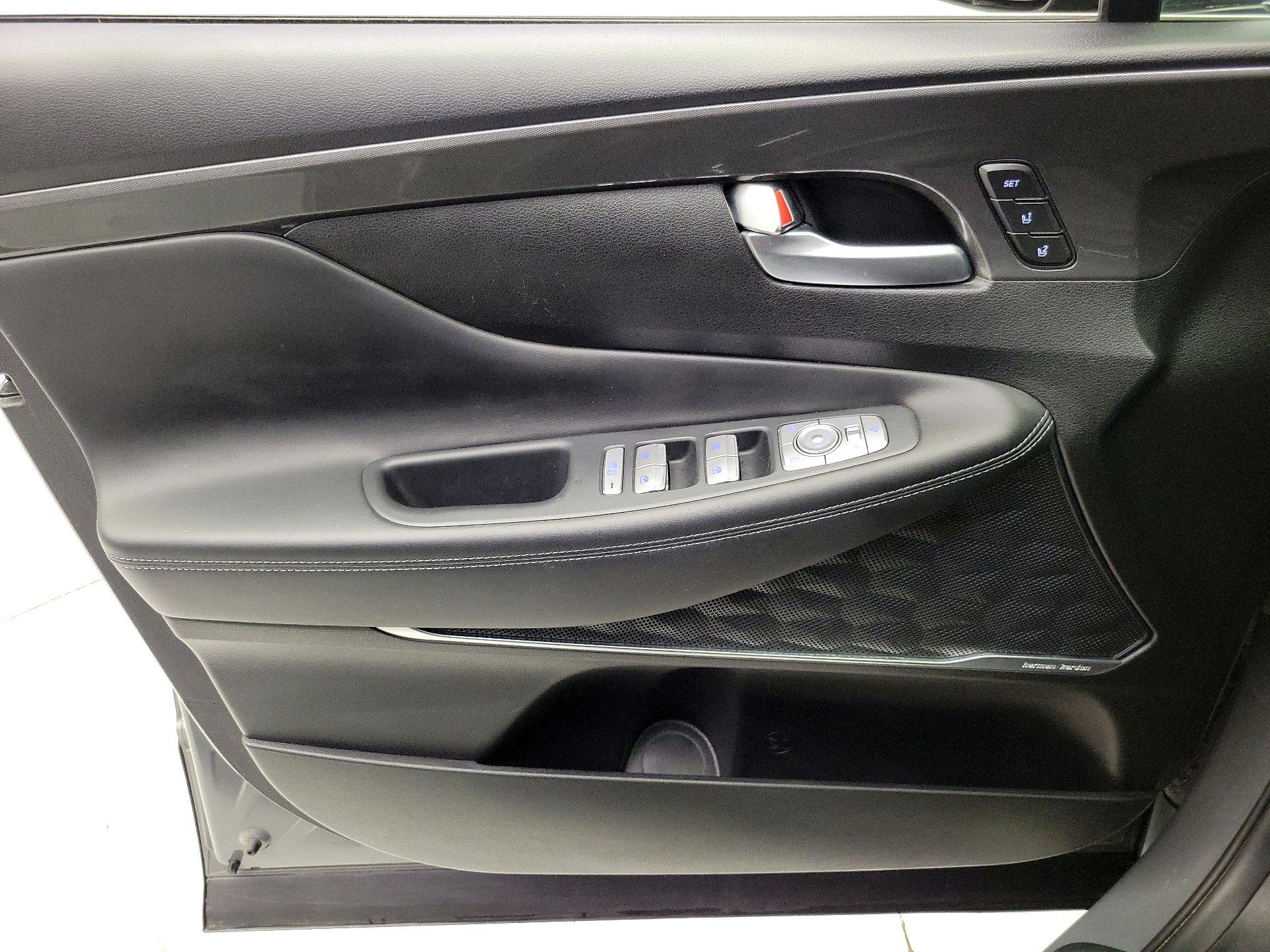 Thumbnail: 2022 Hyundai Santa Fe - 12