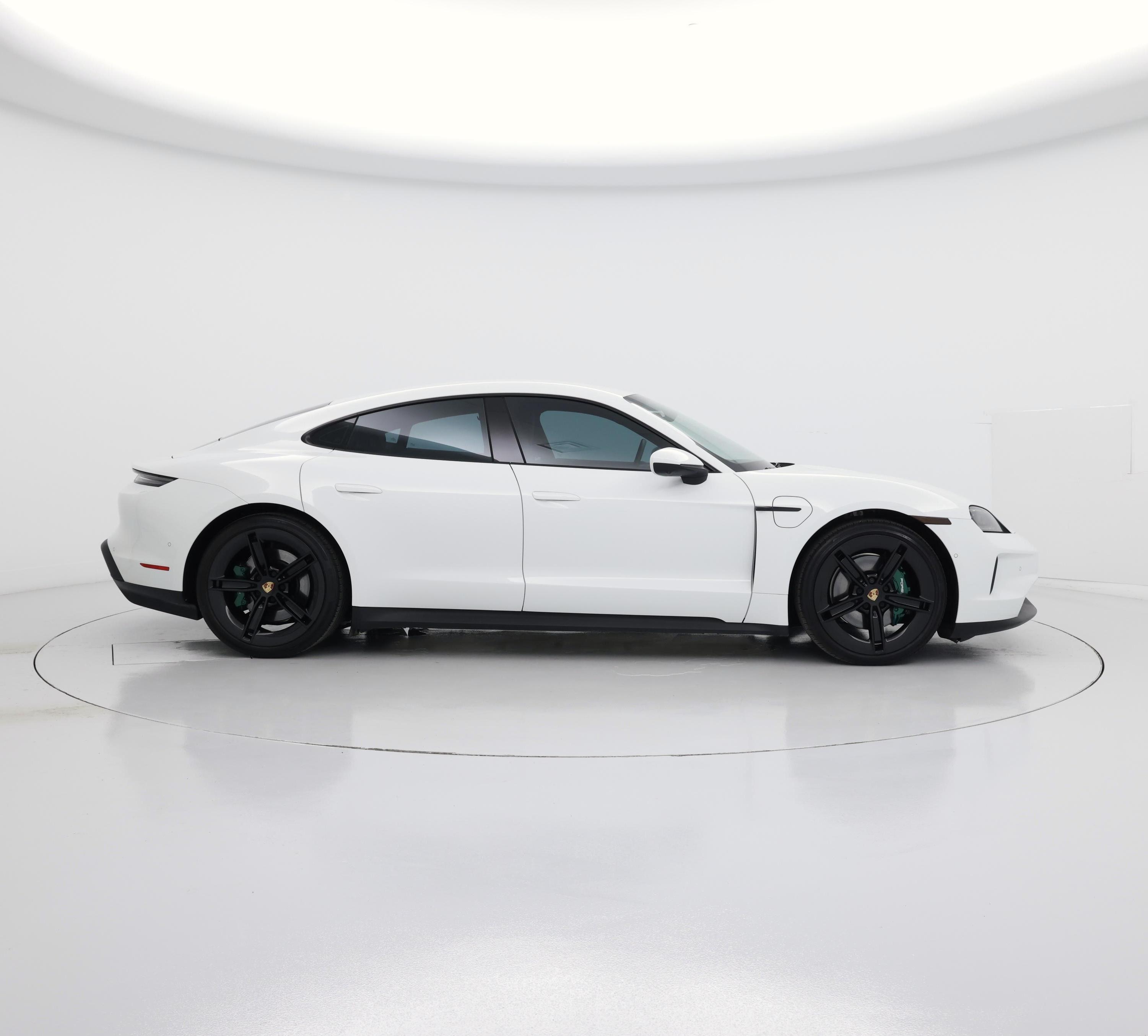 Thumbnail: 2025 Porsche Taycan - 7