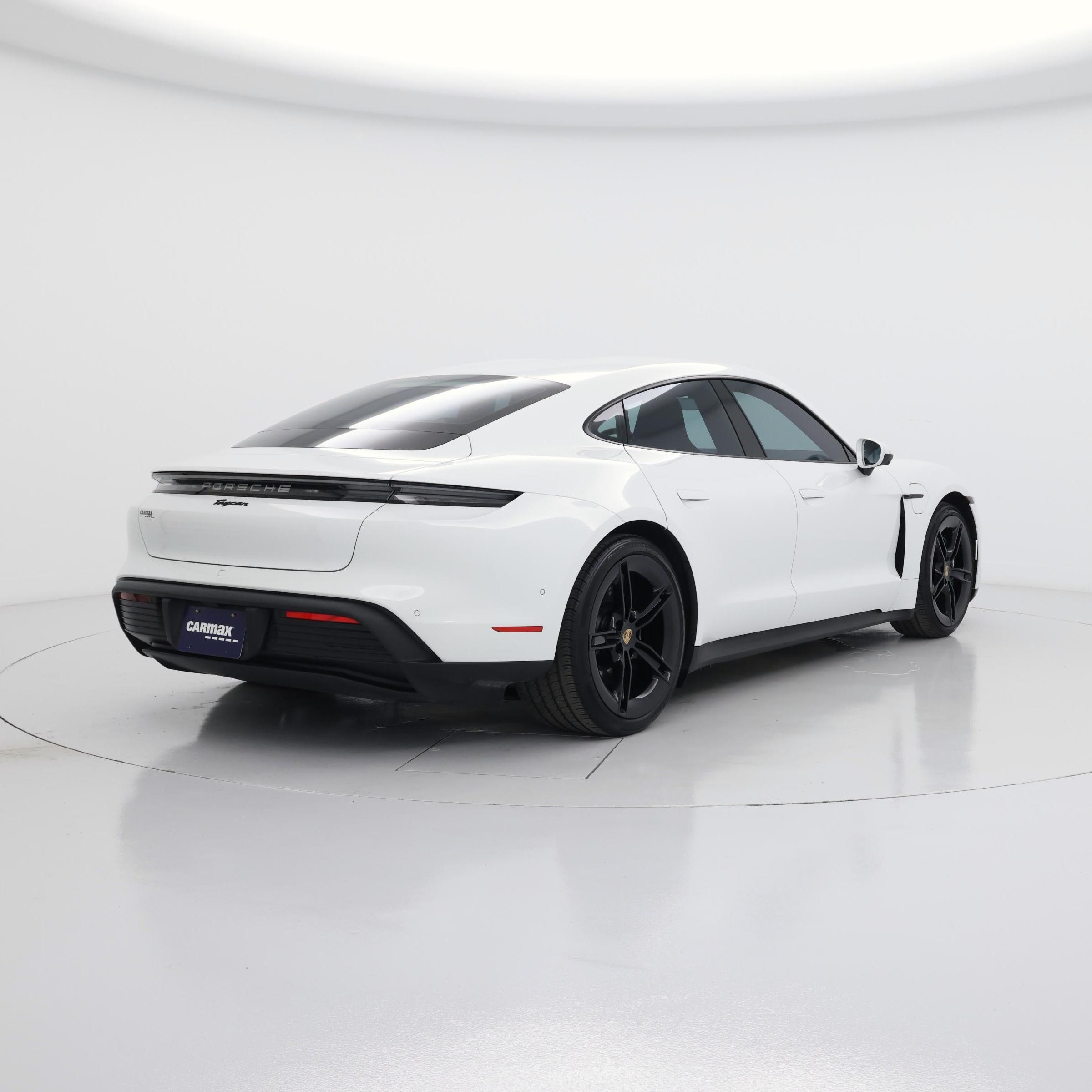 Thumbnail: 2025 Porsche Taycan - 8