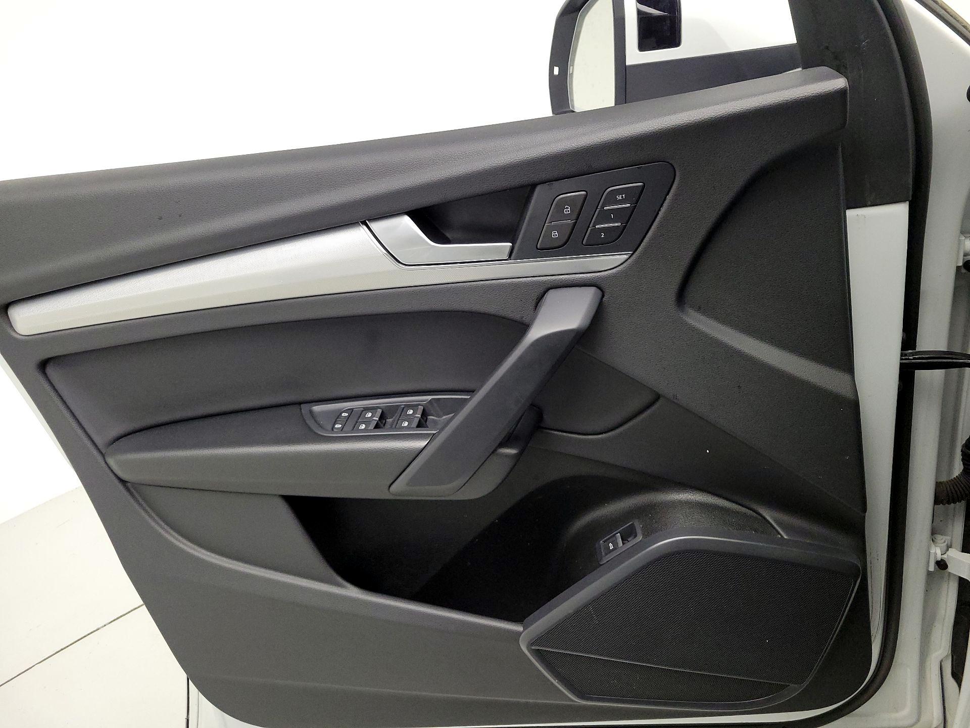 Thumbnail: 2024 Audi Q5 - 12