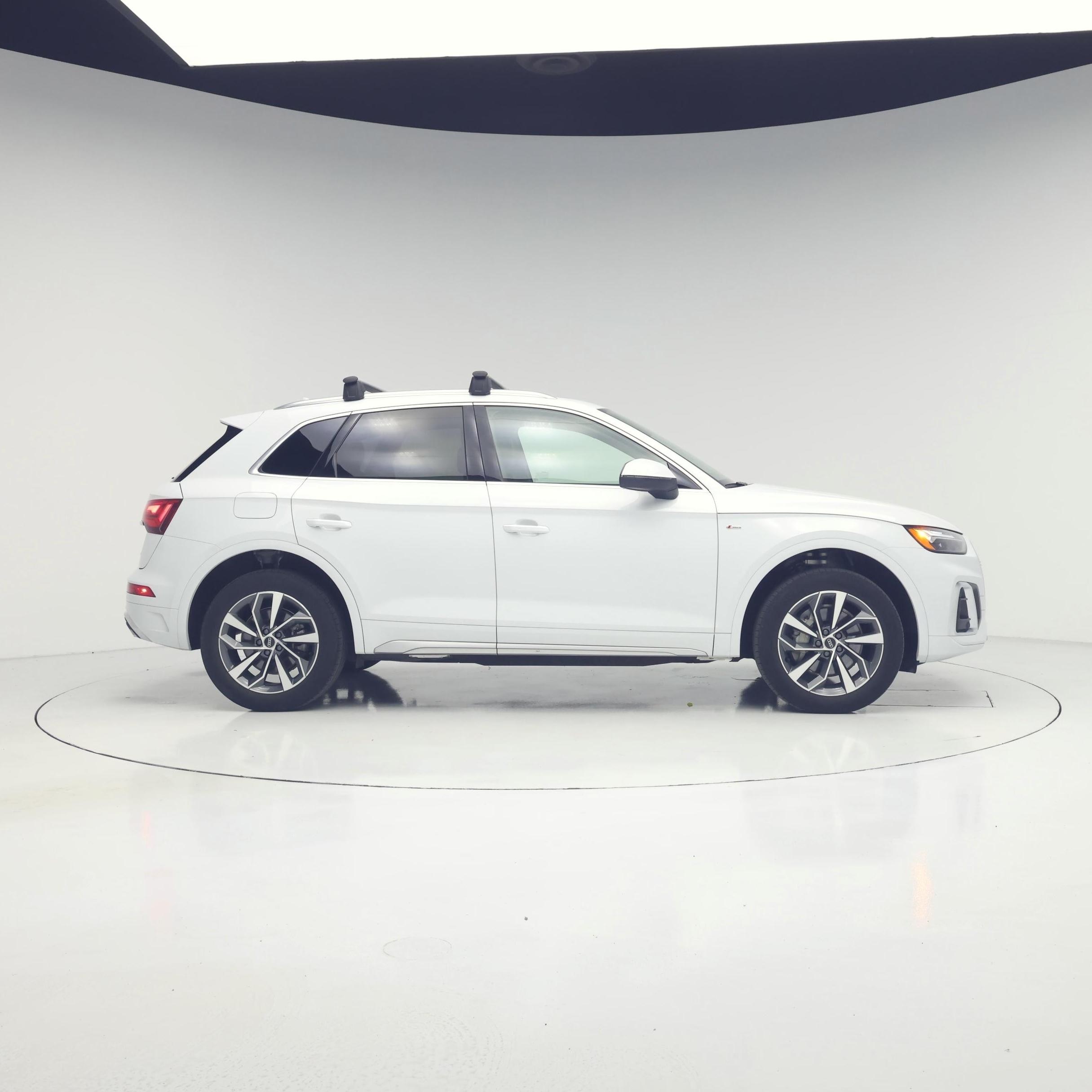 Thumbnail: 2024 Audi Q5 - 7