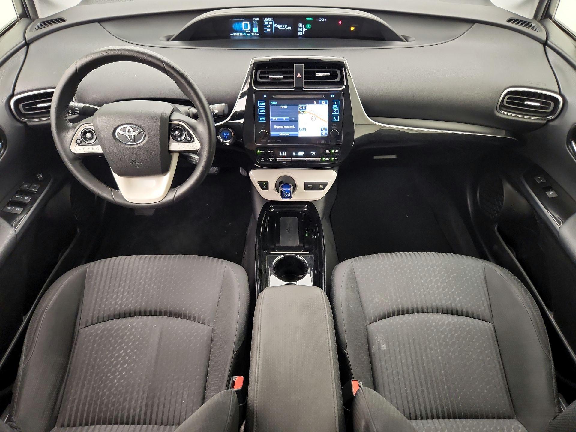 Thumbnail: 2018 Toyota Prius - 9