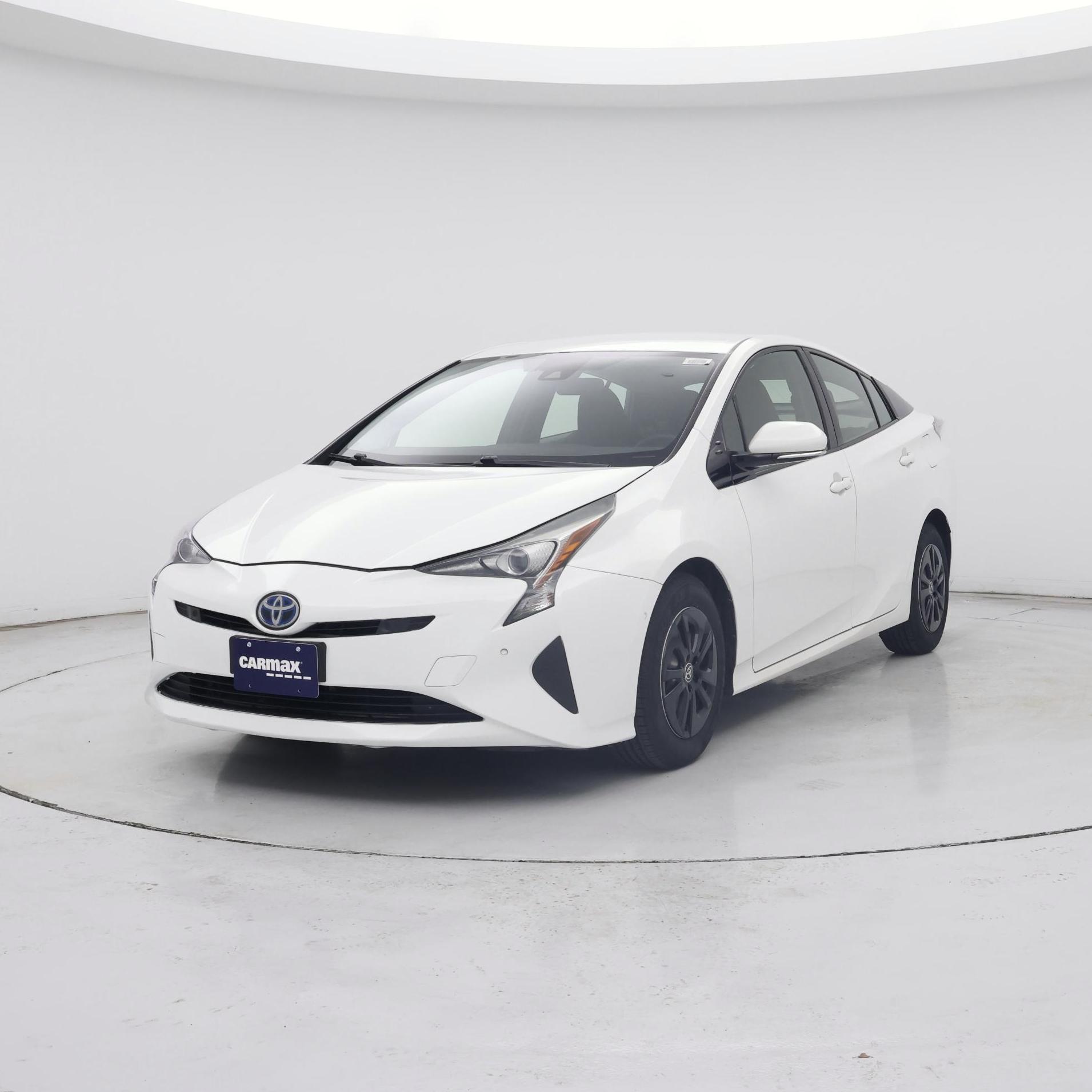 Thumbnail: 2018 Toyota Prius - 4