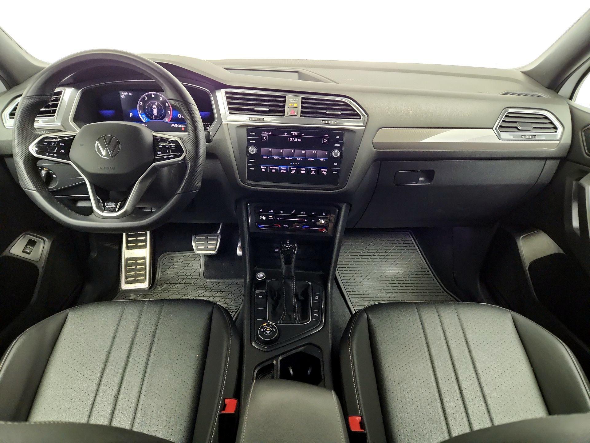Thumbnail: 2022 Volkswagen Tiguan - 9