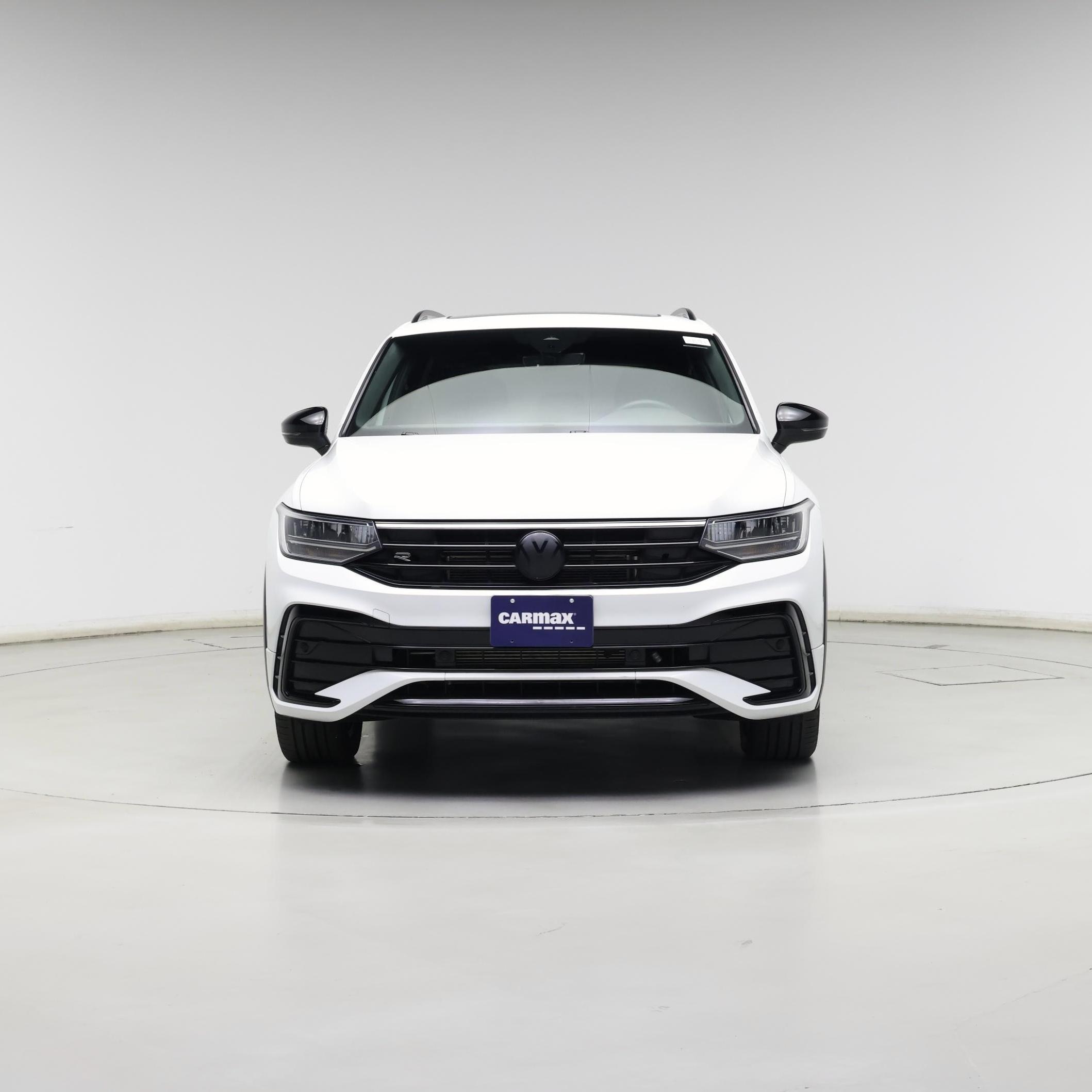 Thumbnail: 2022 Volkswagen Tiguan - 5