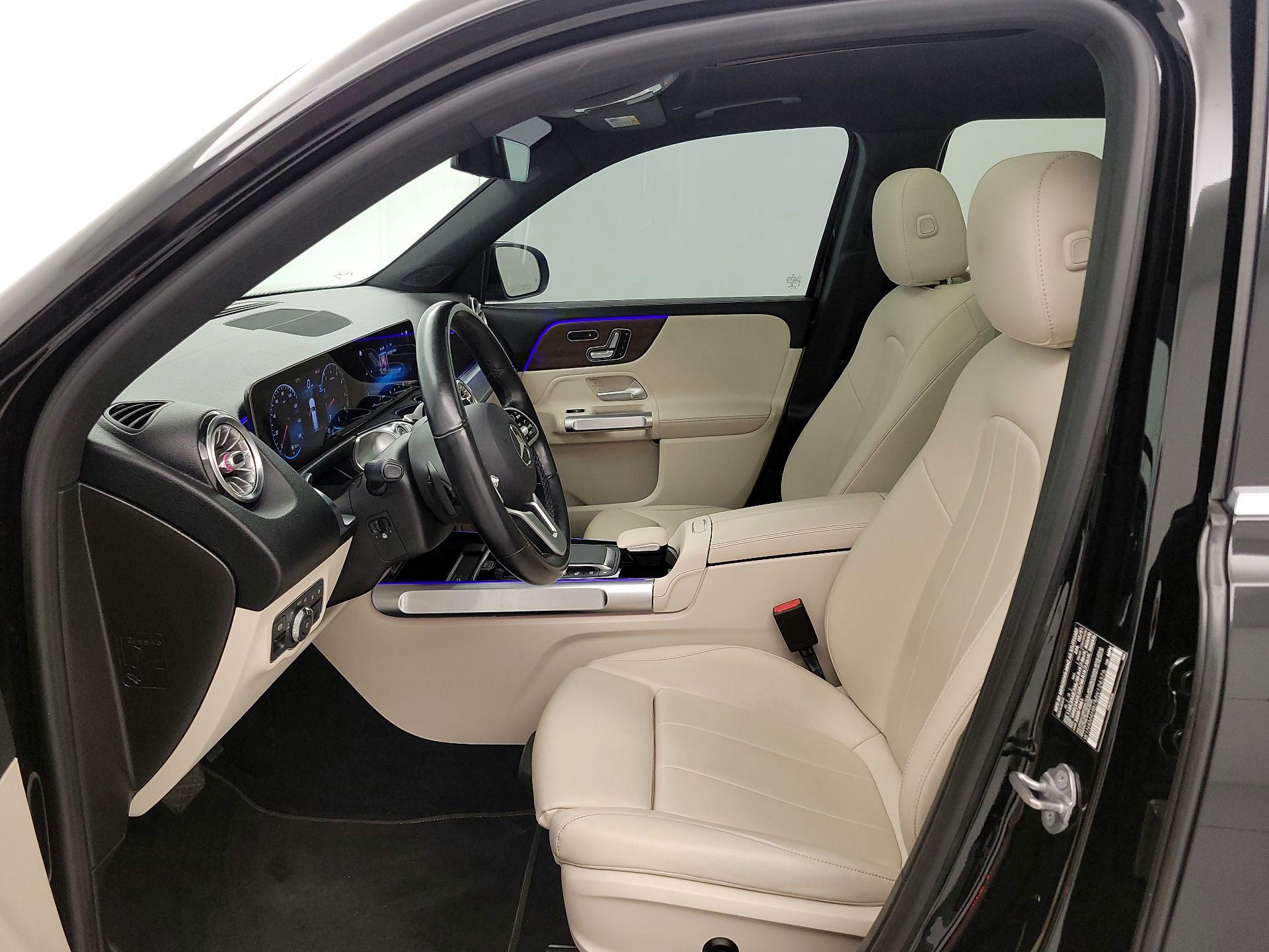 Thumbnail: 2021 Mercedes-Benz GLB - 11