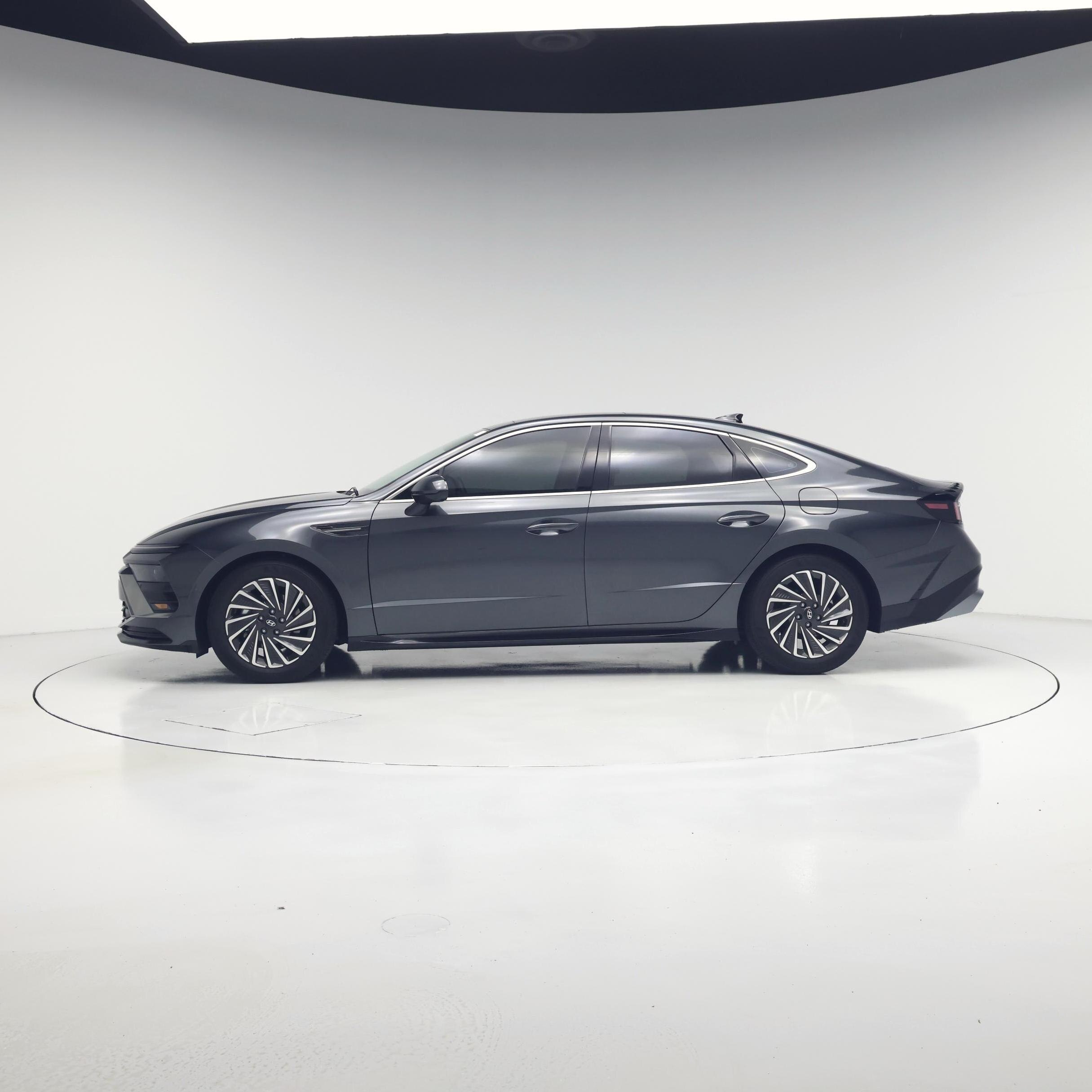 Thumbnail: 2025 Hyundai Sonata - 3