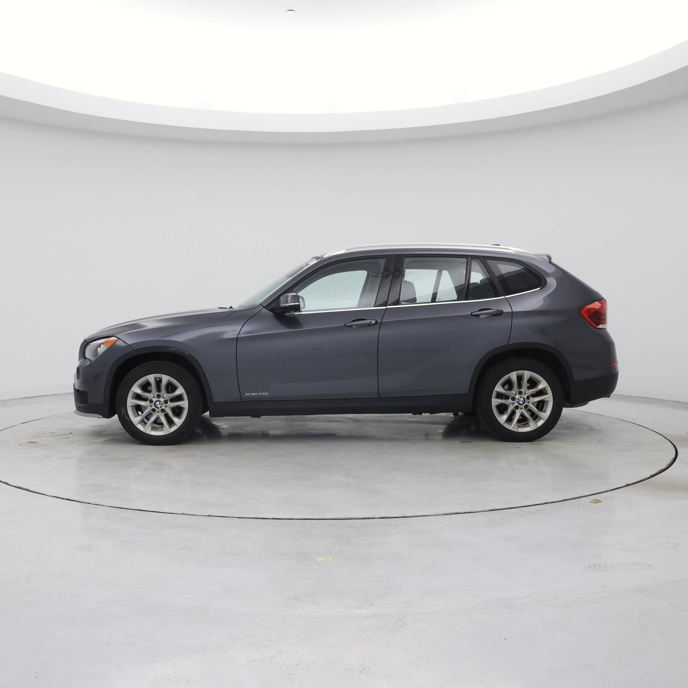 Thumbnail: 2015 BMW X1 - 3
