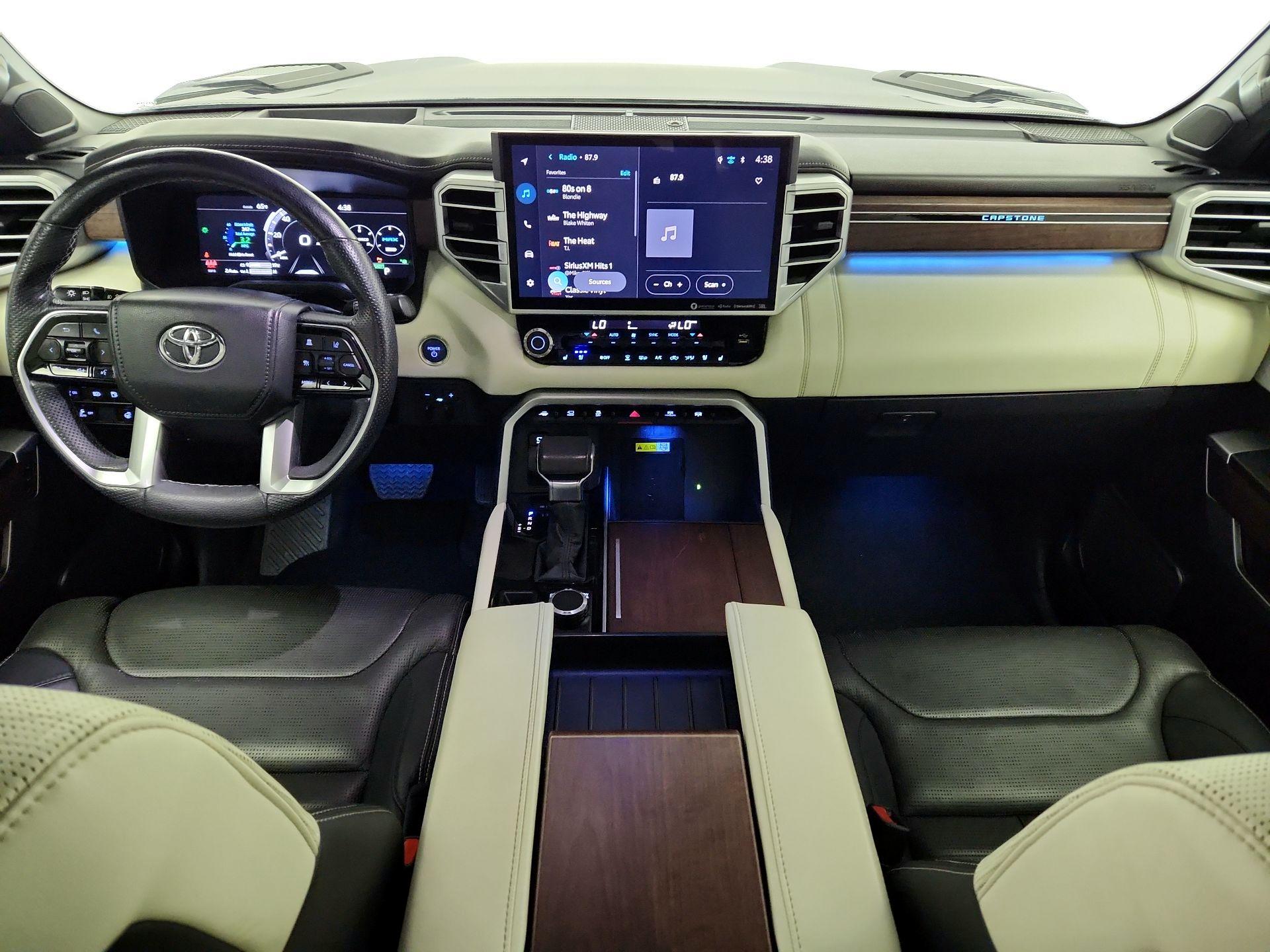 Thumbnail: 2022 Toyota Tundra - 9