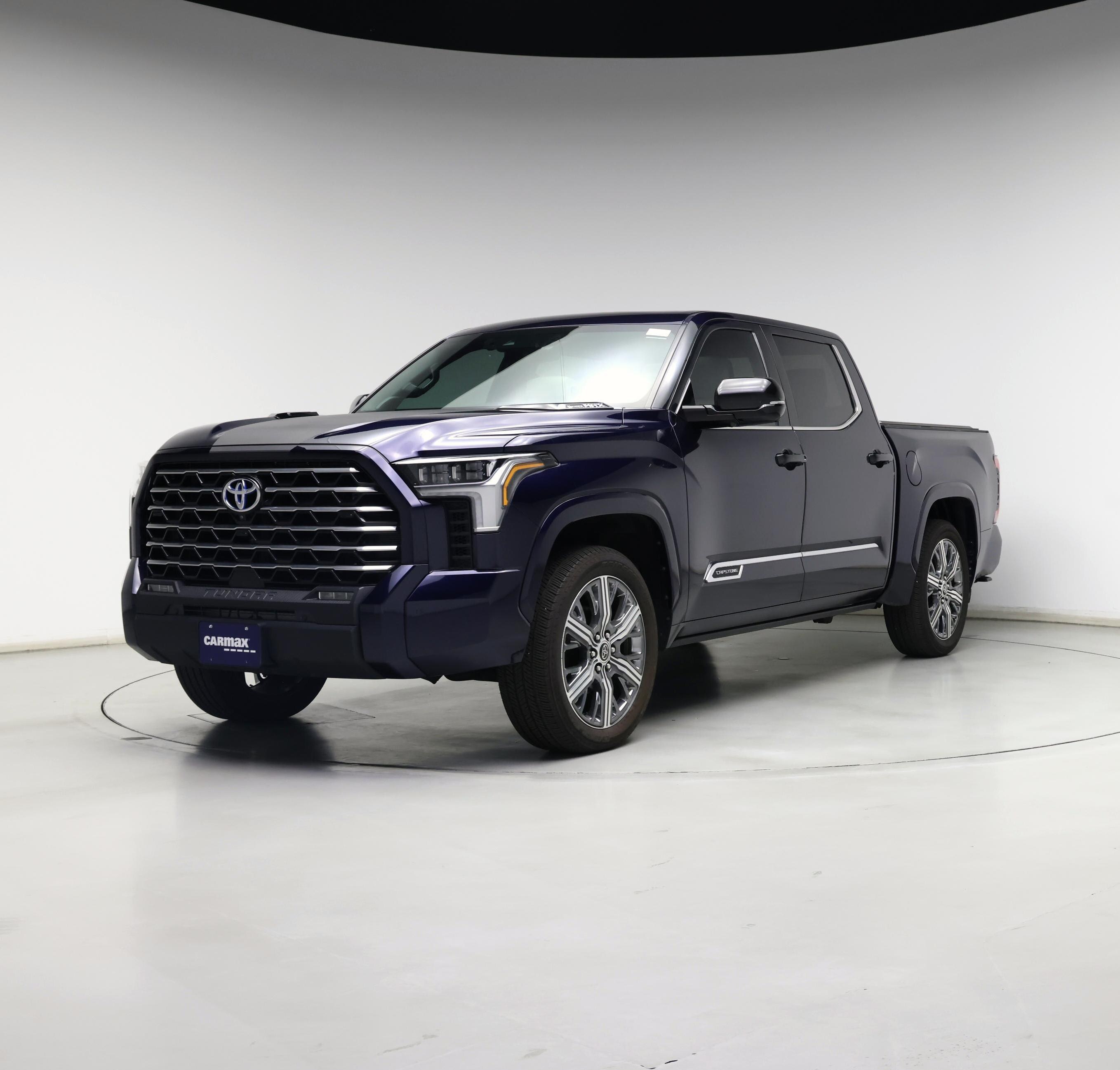 Thumbnail: 2022 Toyota Tundra - 4