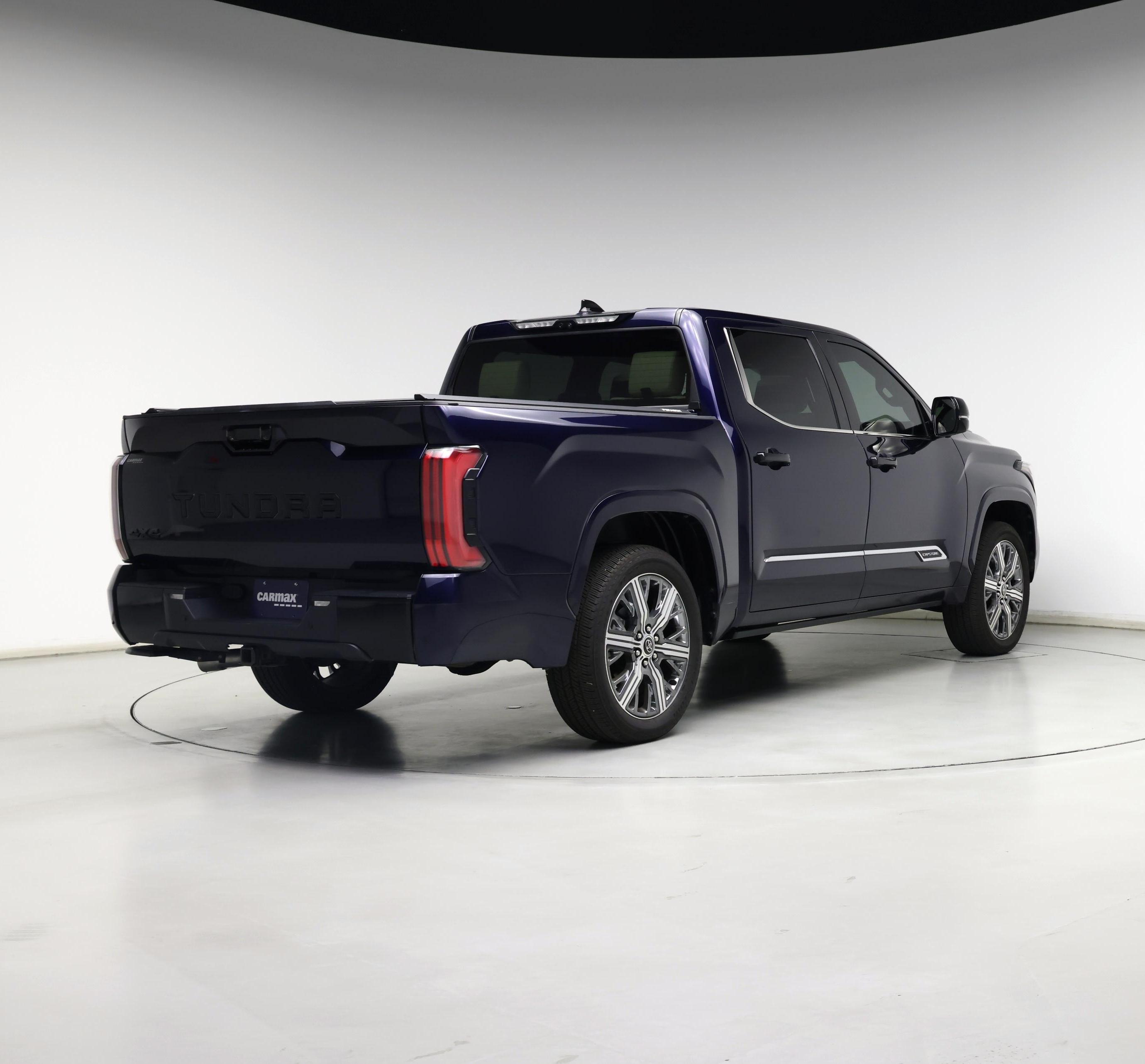 Thumbnail: 2022 Toyota Tundra - 8