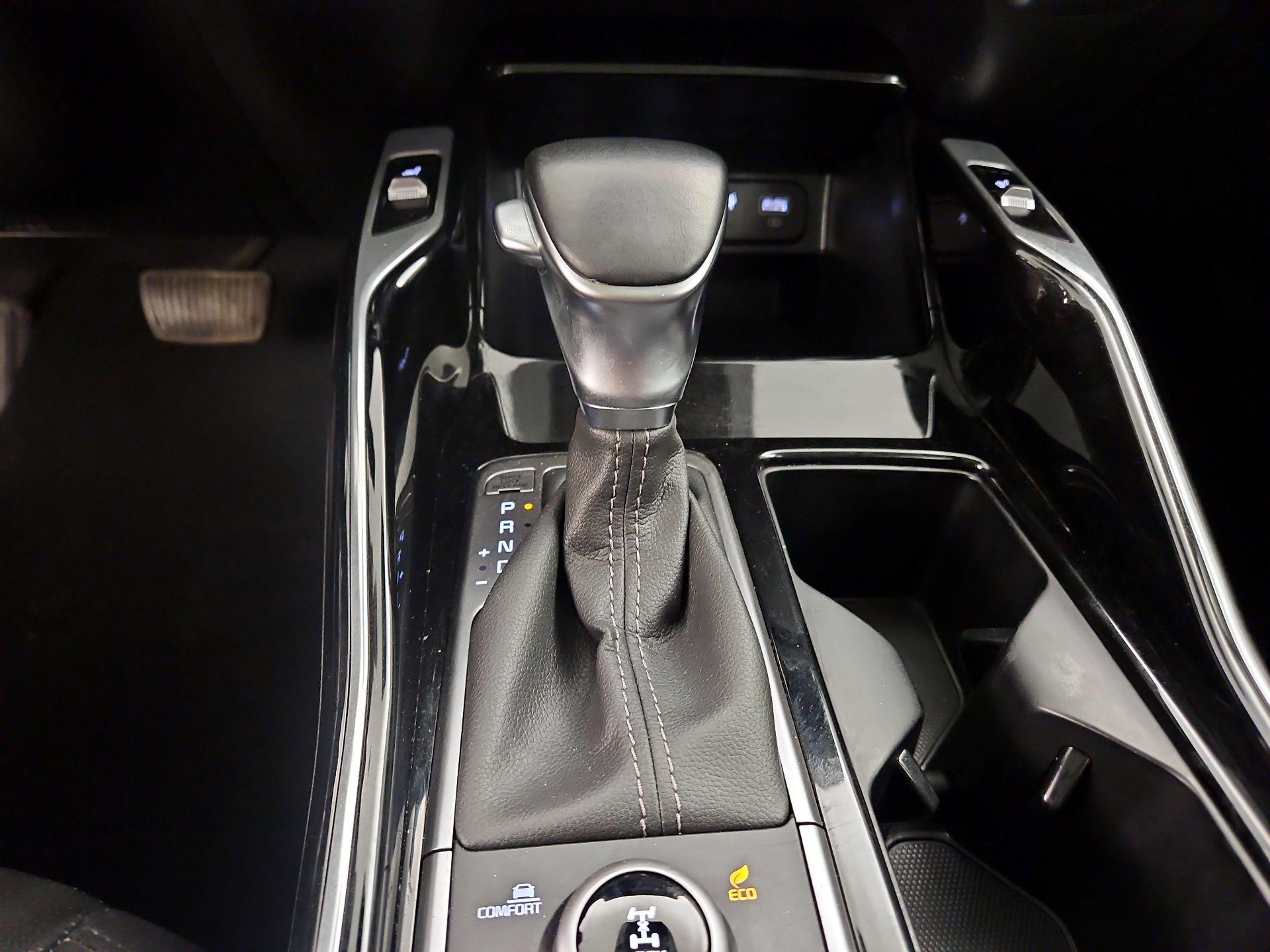 Thumbnail: 2023 Kia Sorento - 18