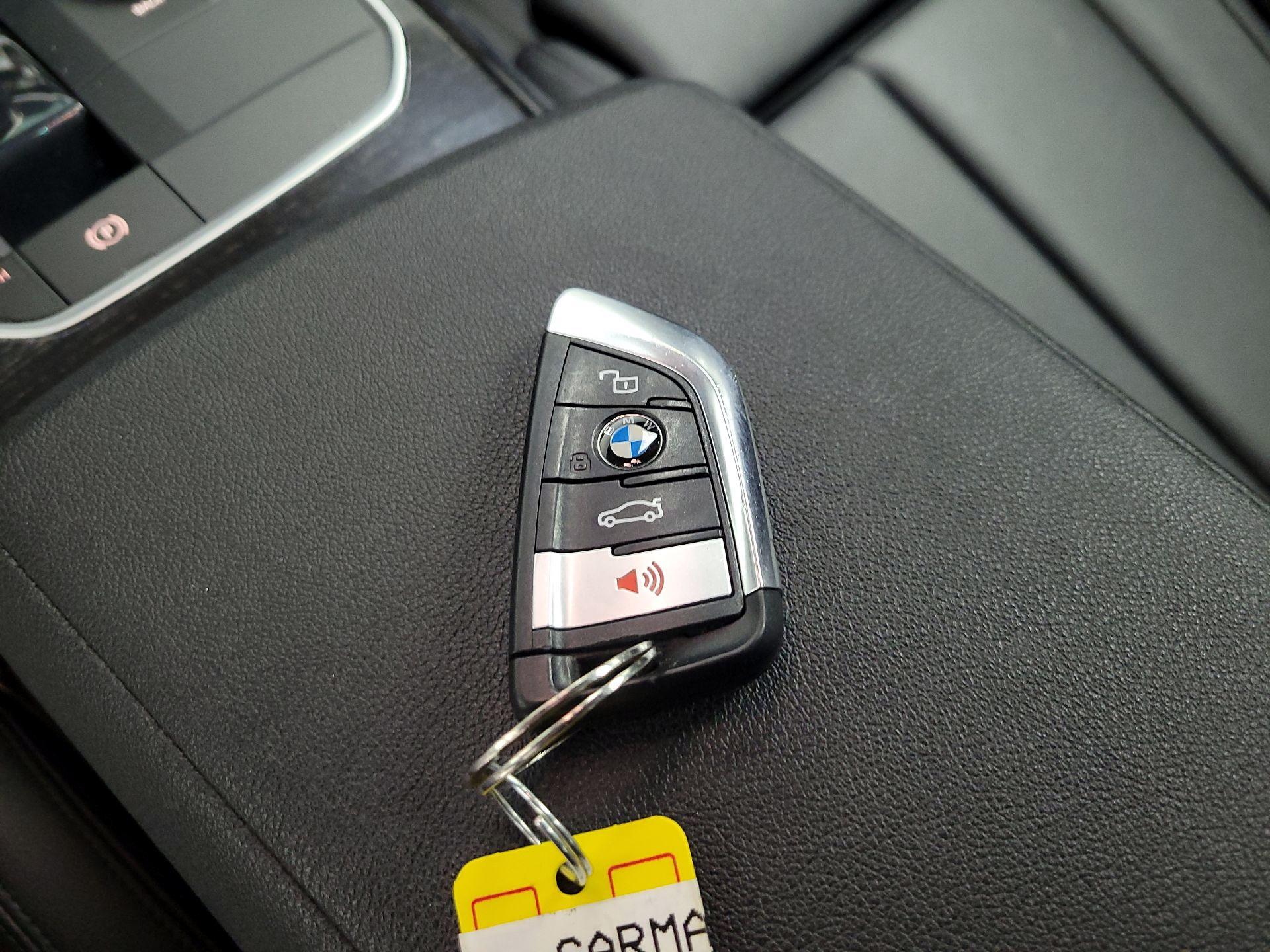 Thumbnail: 2021 BMW 3 Series - 18