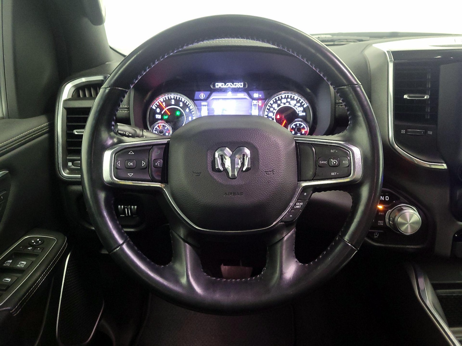 2022 RAM Ram 1500 Pickup Laramie - Photo 11