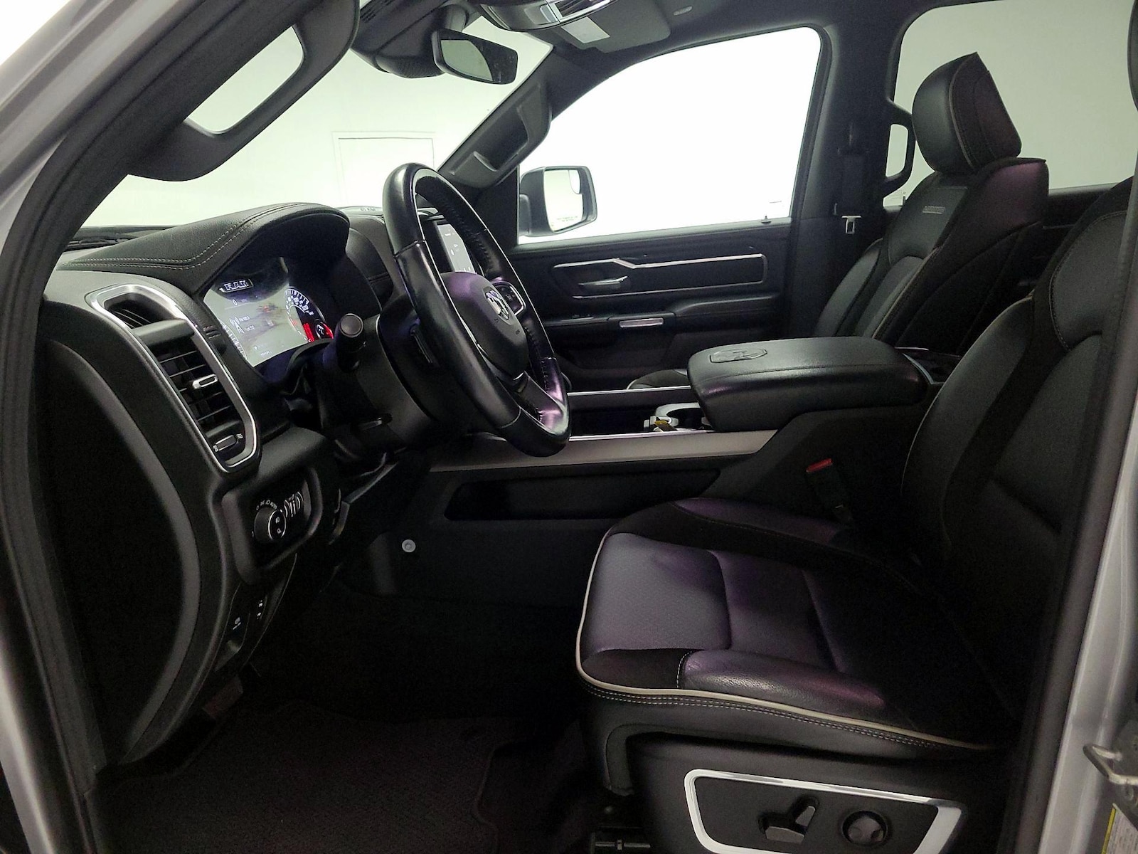 2022 RAM Ram 1500 Pickup Laramie - Photo 12