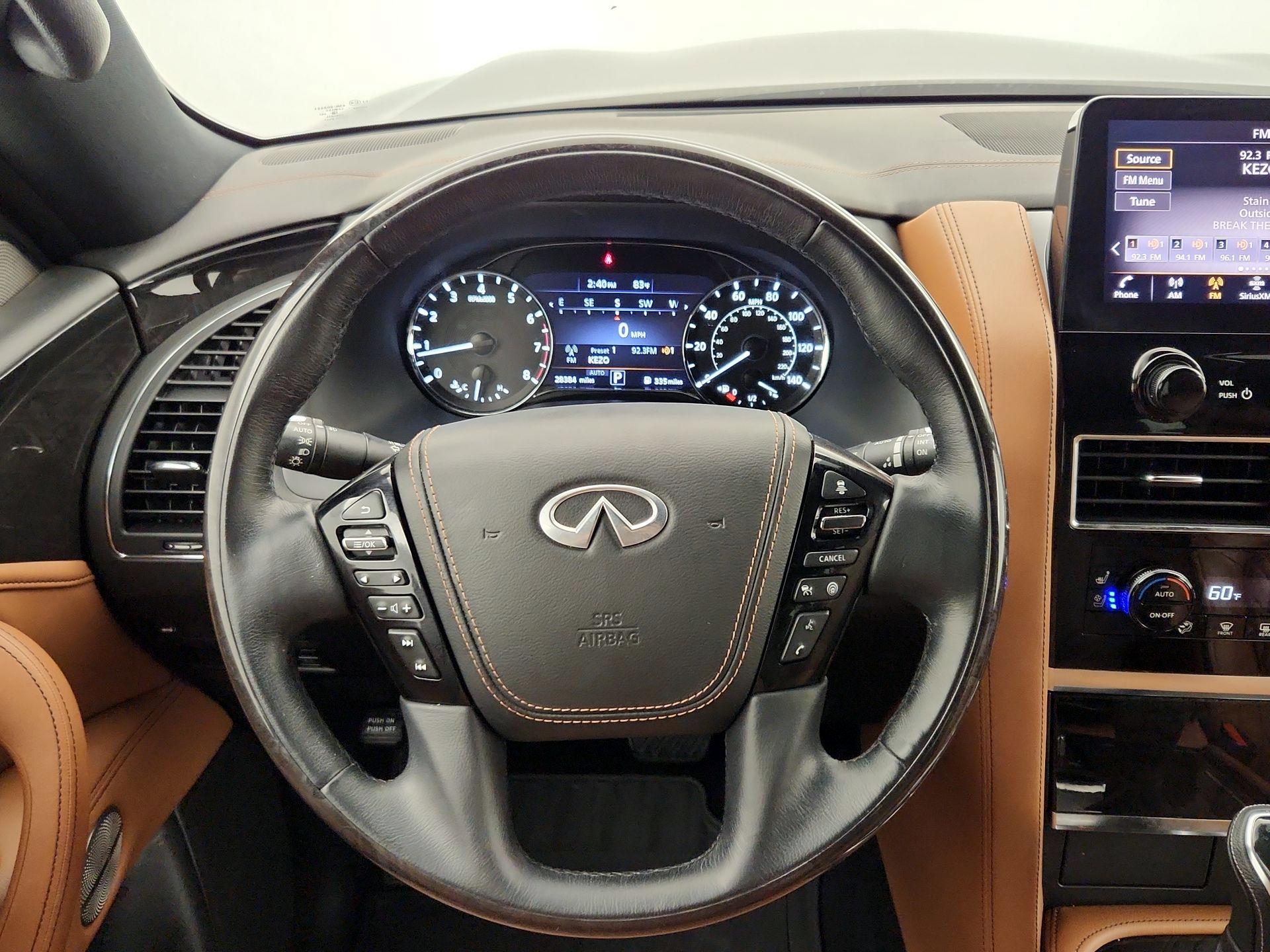 Thumbnail: 2022 INFINITI QX80 - 10