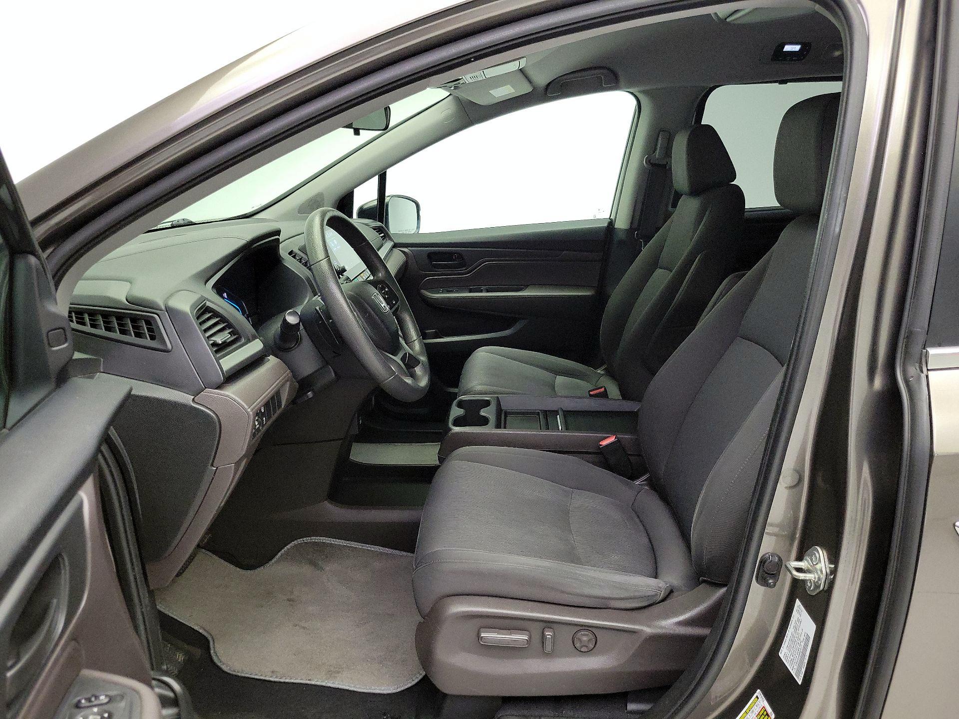 Thumbnail: 2021 Honda Odyssey - 11