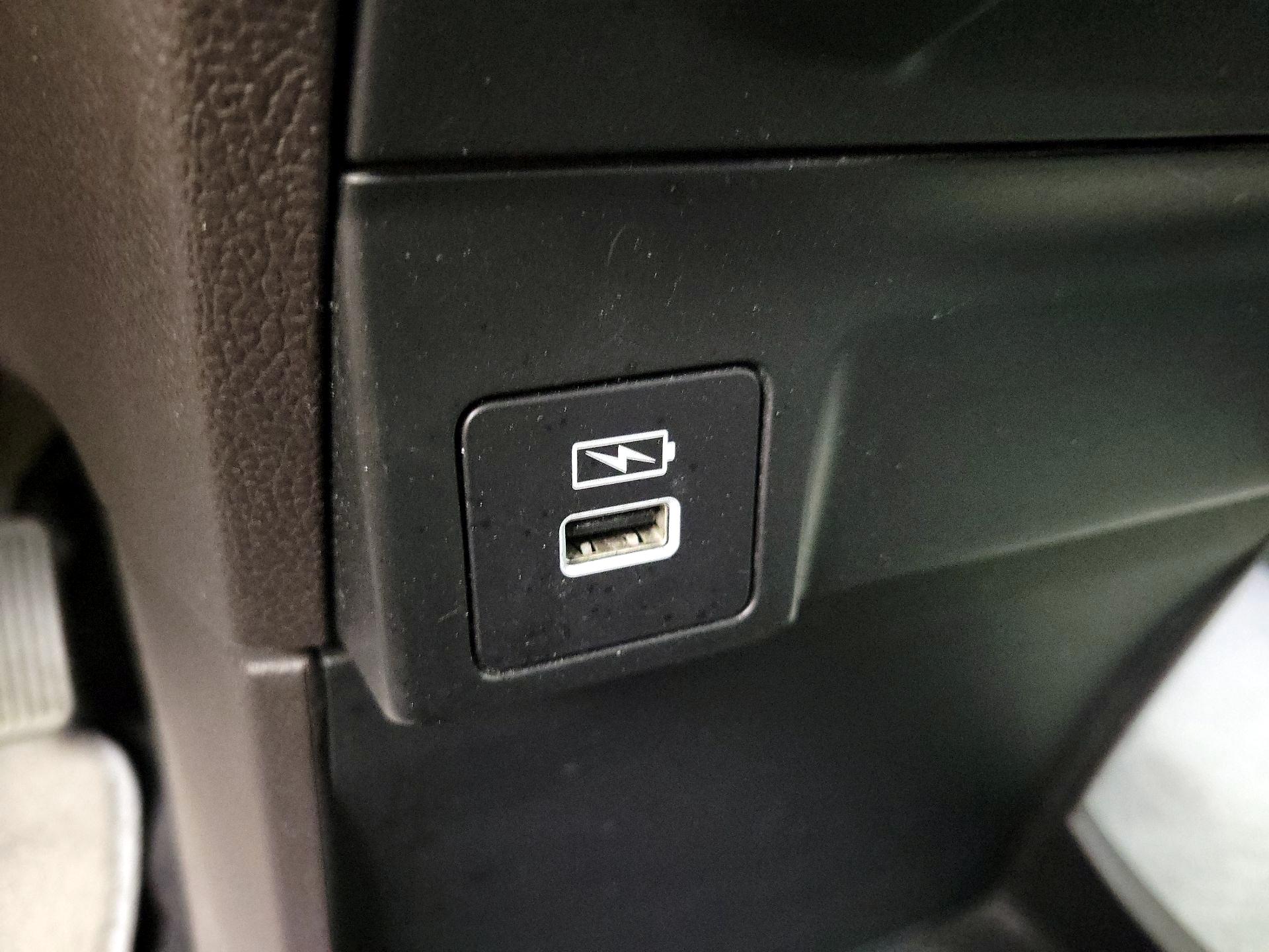 Thumbnail: 2021 Honda Odyssey - 17