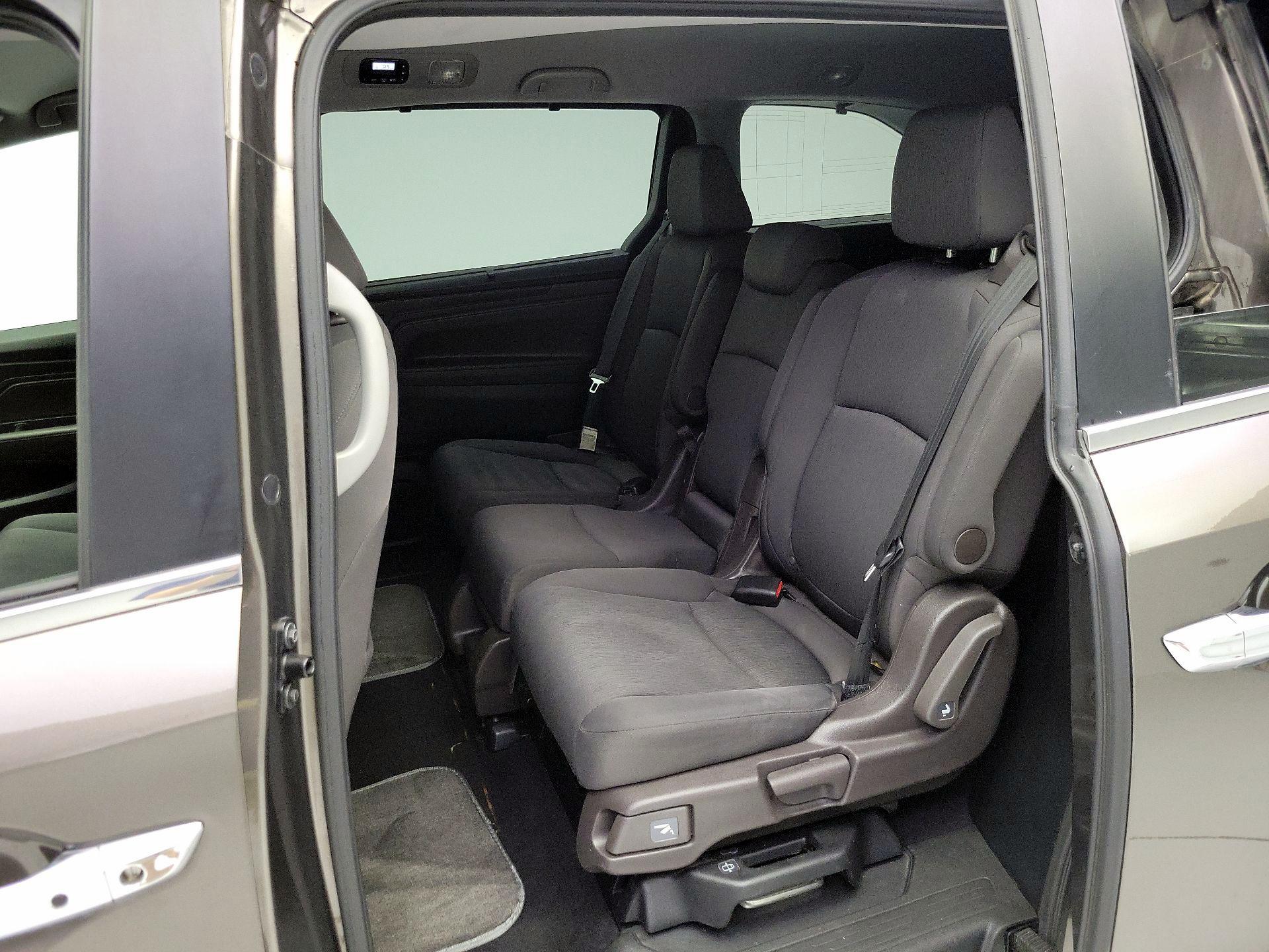 Thumbnail: 2021 Honda Odyssey - 18