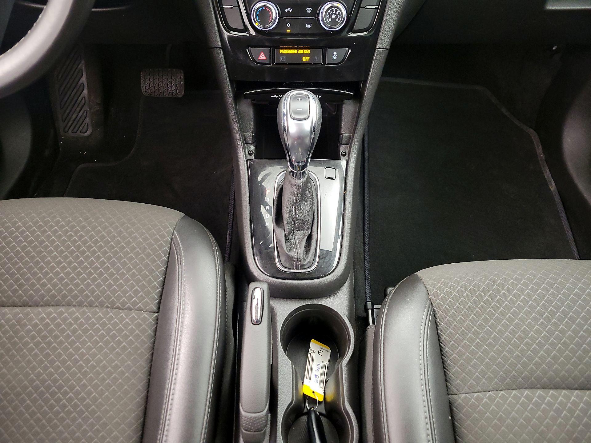 Thumbnail: 2019 Buick Encore - 17