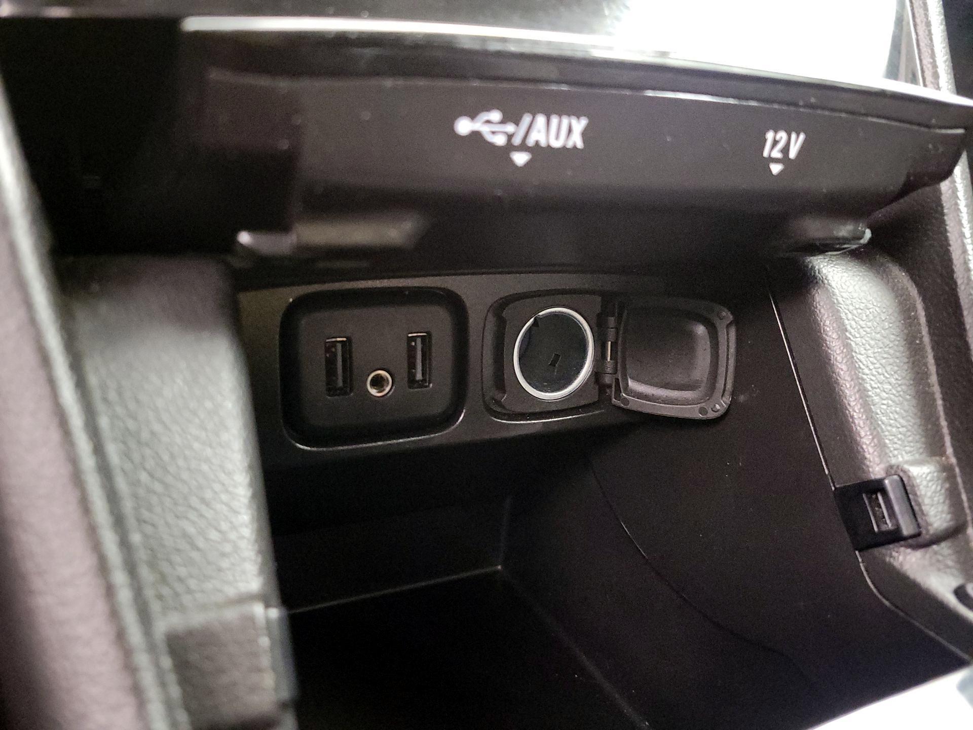 Thumbnail: 2019 Buick Encore - 18