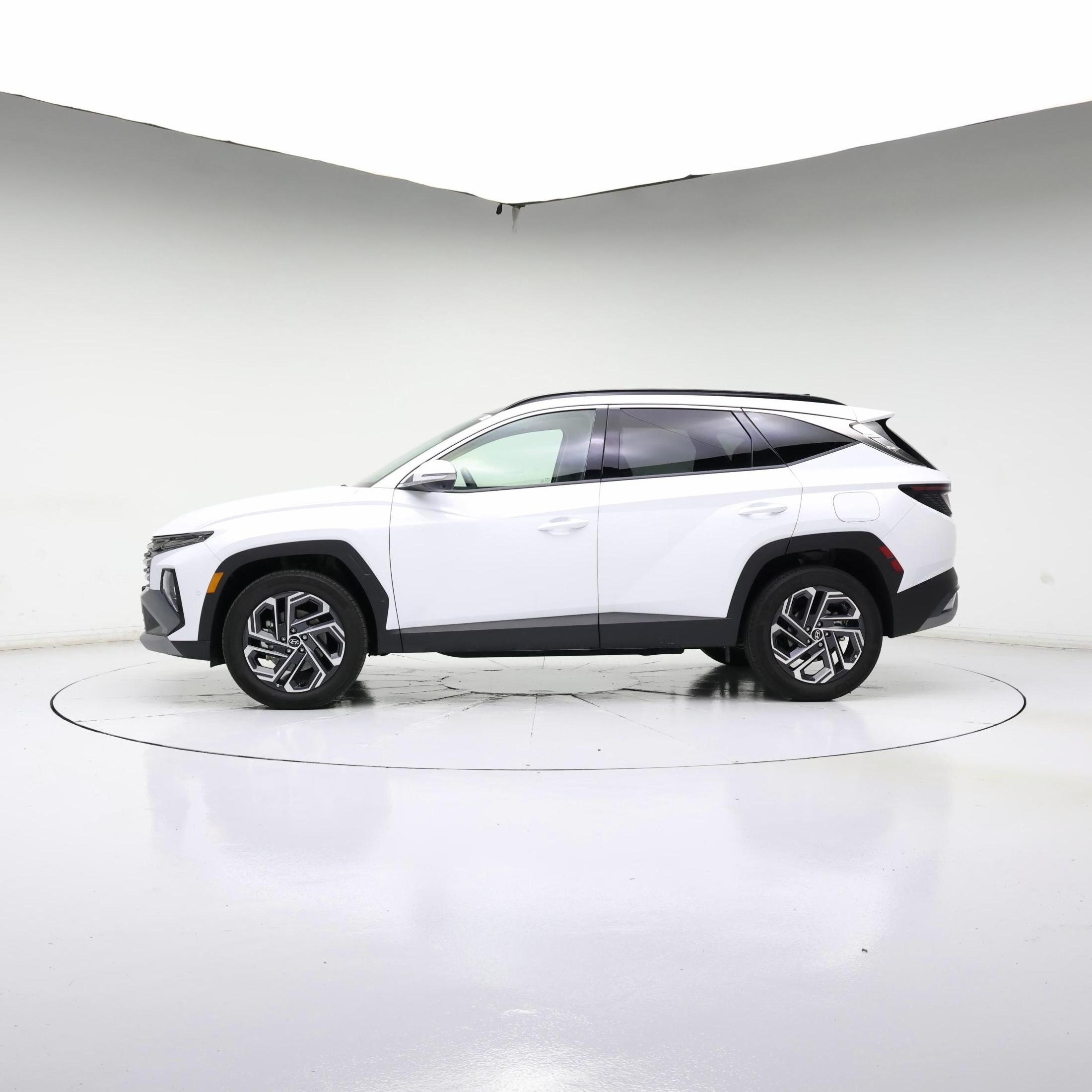 Thumbnail: 2025 Hyundai Tucson - 3
