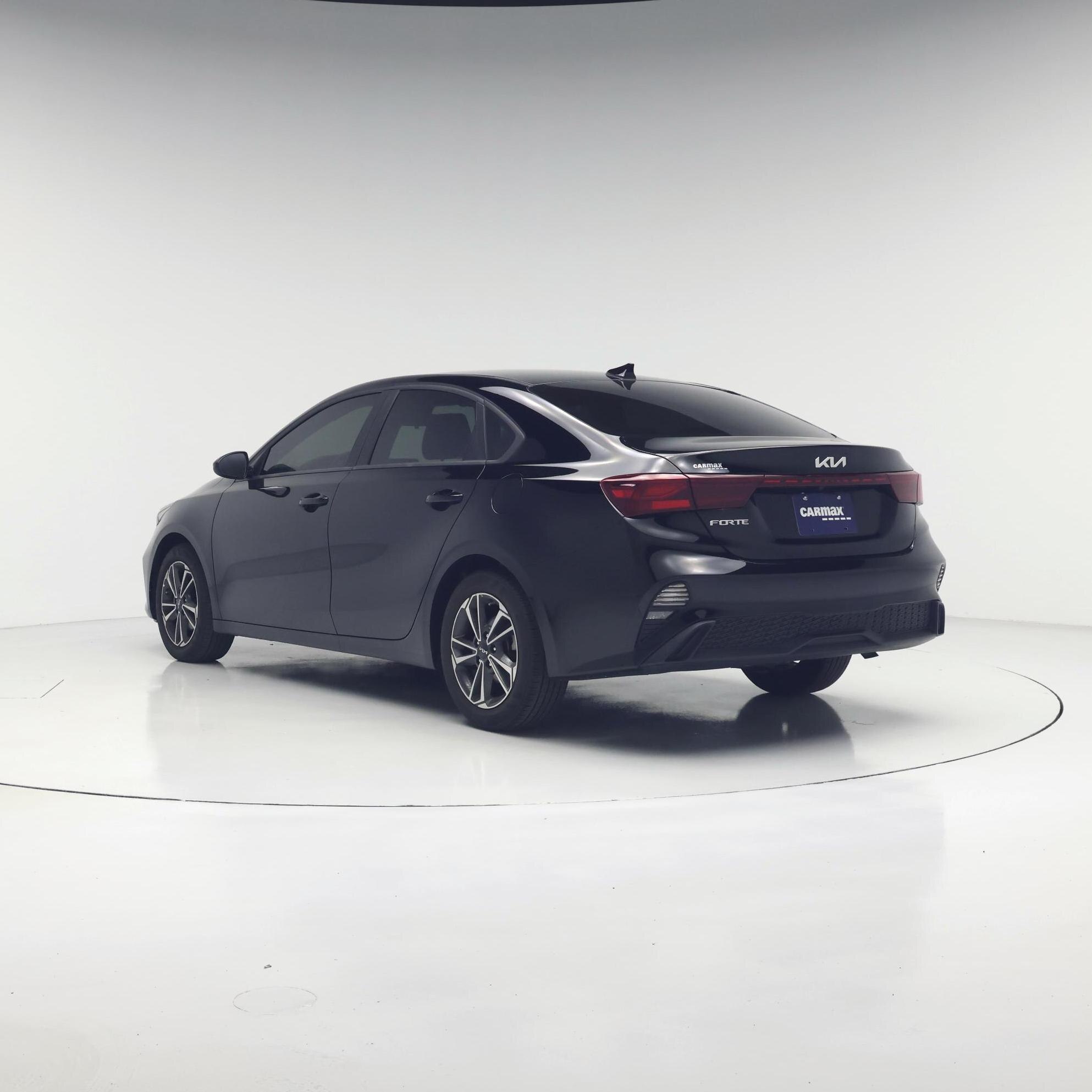Thumbnail: 2023 Kia Forte - 2