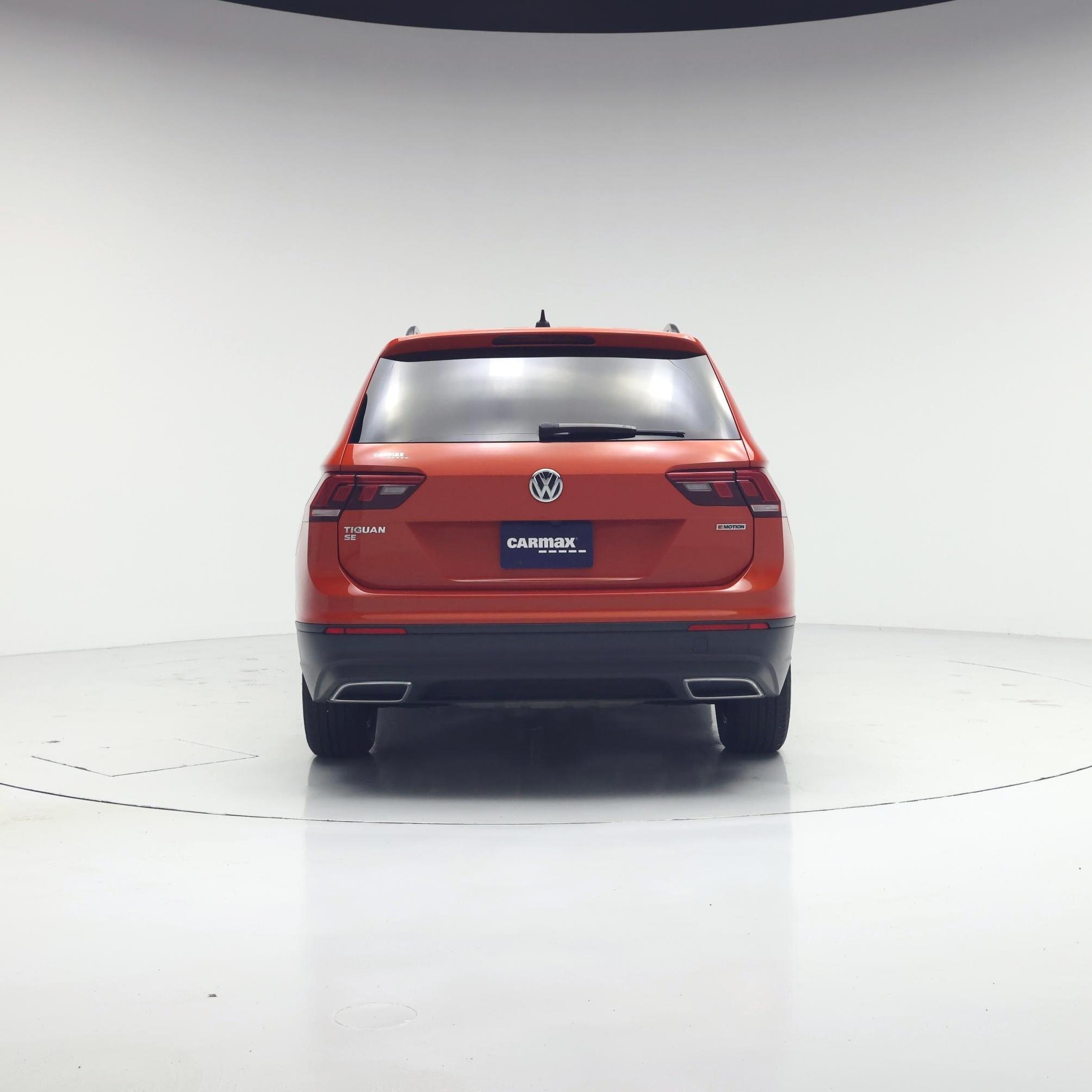 Thumbnail: 2019 Volkswagen Tiguan - 6
