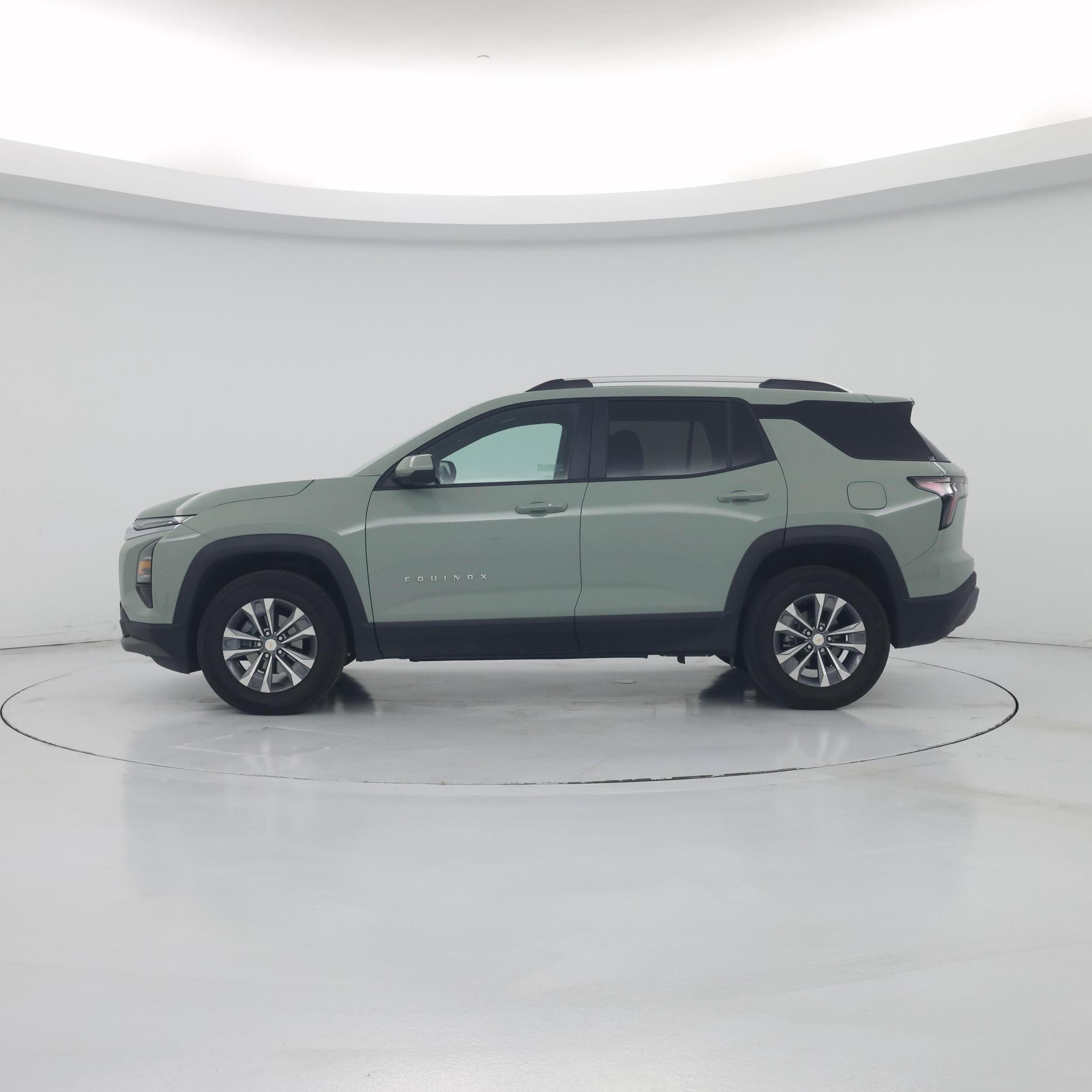 Thumbnail: 2026 Chevrolet Equinox - 3