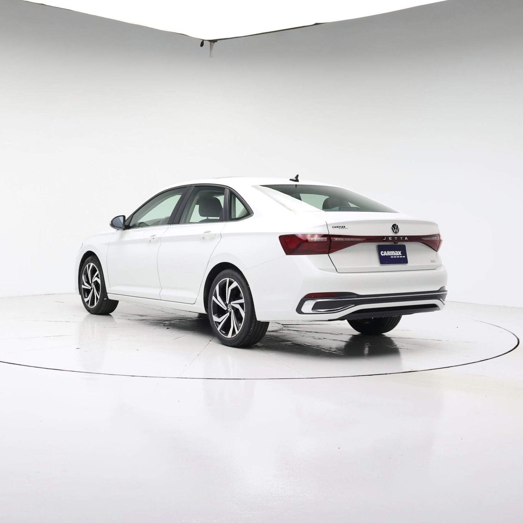 Thumbnail: 2025 Volkswagen Jetta - 2