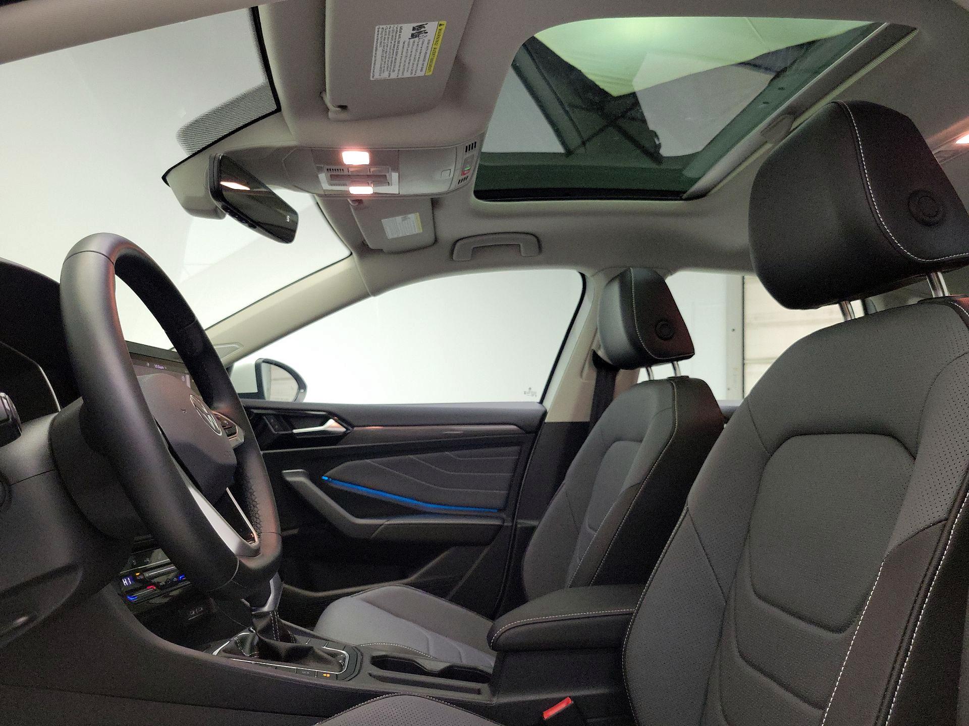 Thumbnail: 2025 Volkswagen Jetta - 20