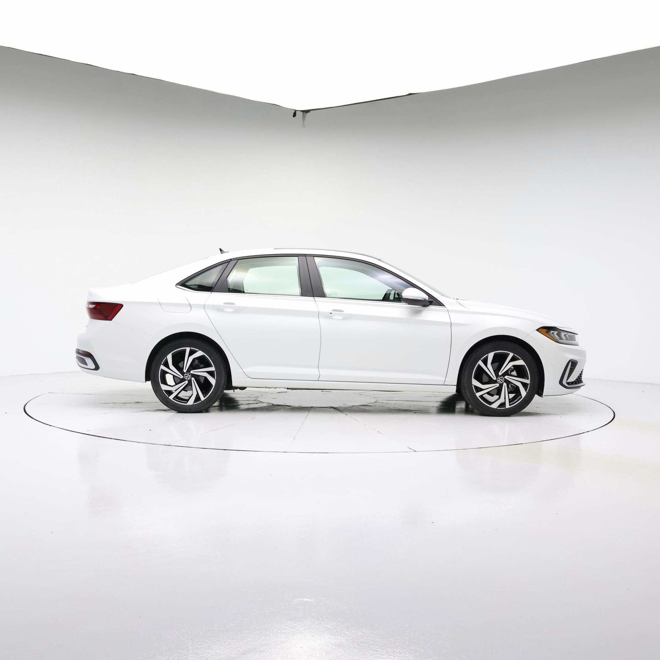 Thumbnail: 2025 Volkswagen Jetta - 7